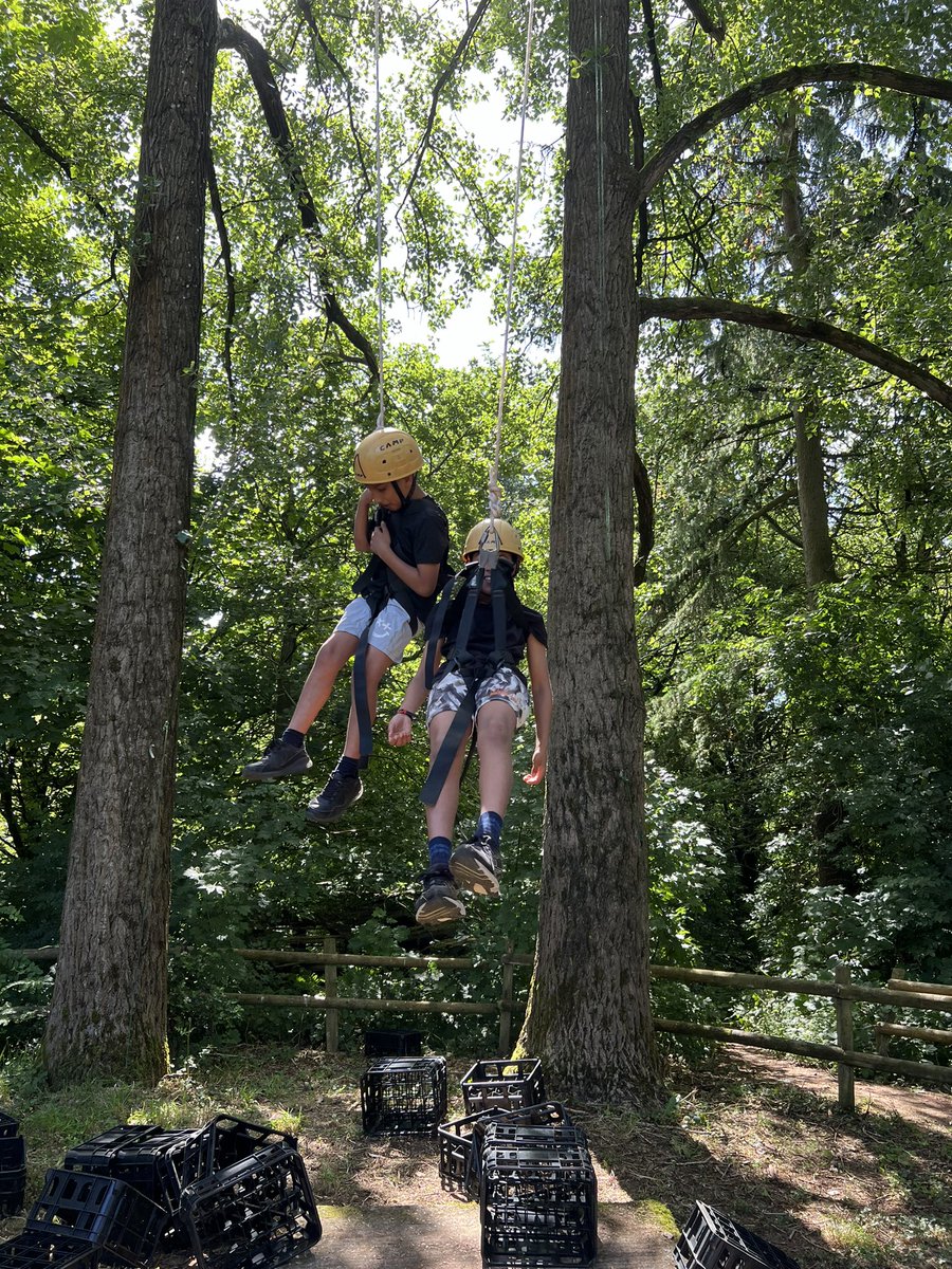 Crate stacking madness!