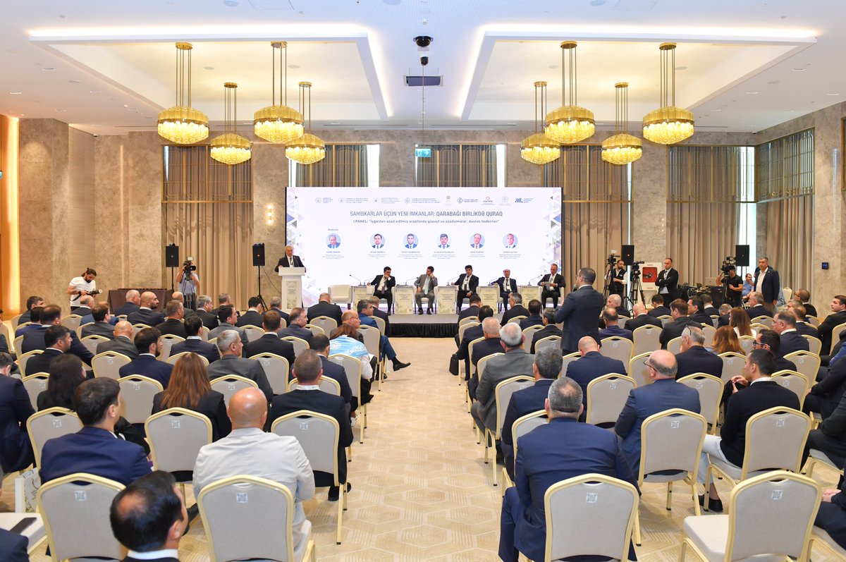 smbgovaz's tweet image. İqtisadiyyat Nazirliyinin təşkilatçılığı ilə #Şuşa şəhərində keçirilən “Sahibkarlar üçün yeni imkanlar: Qarabağı birlikdə quraq” mövzusunda tədbir çərçivəsində panel müzakirələr təşkil olunub.

Ətraflı - bit.ly/3RMgcpq

#EconomyAz