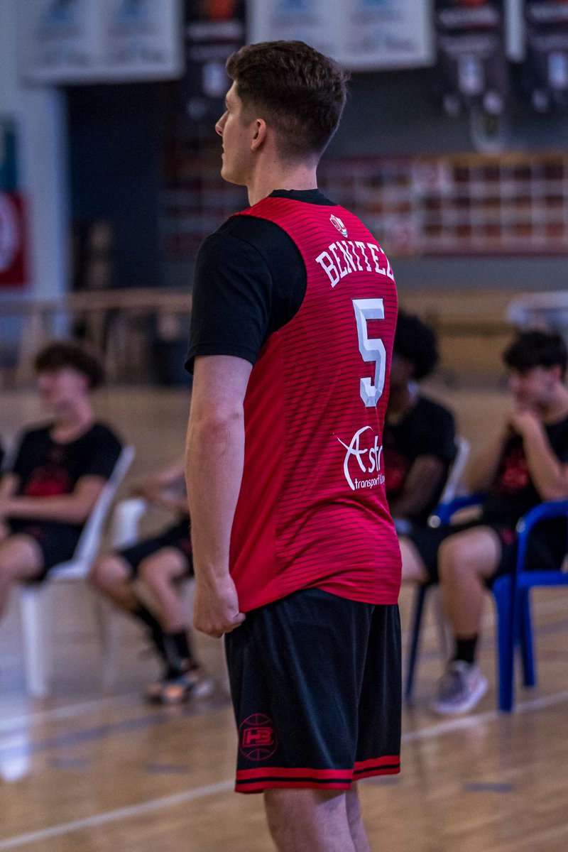 Hugo Benitez tweet media