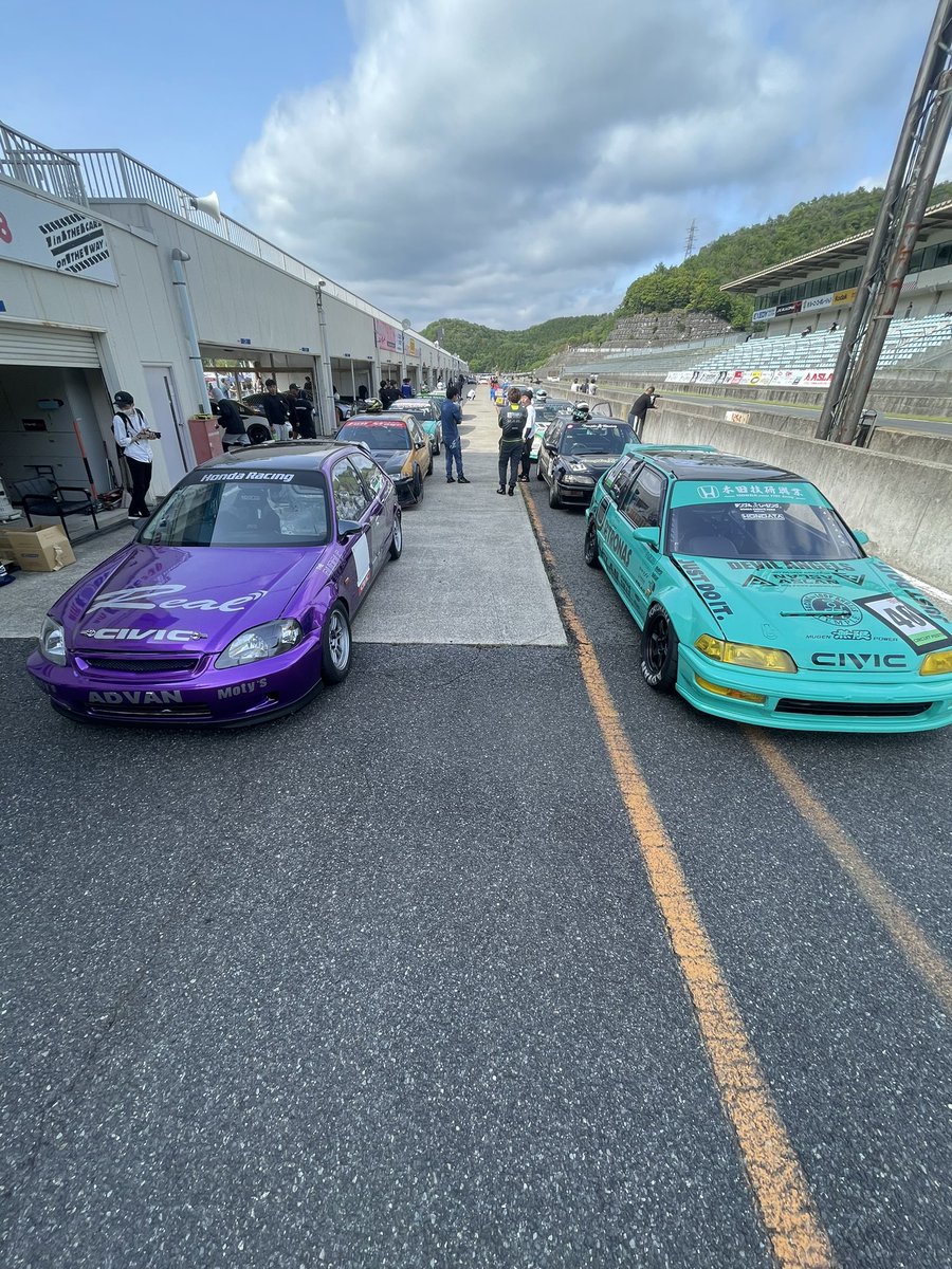 enjoy_cf's tweet photo. すでに20台近くのエントリーありがとうございます😊
タイムスケジュールに余裕があればレース枠を1本追加して久しぶりにレーシングカラーだけのエキシビションレースをしてみようかなとか考えています🤔追加料金は無しで当日自由参加とかどうでしょ😁
エントリーはこちら

https://t.co/ZpSSqZ4dPh https://t.co/iUe8CvhIcC