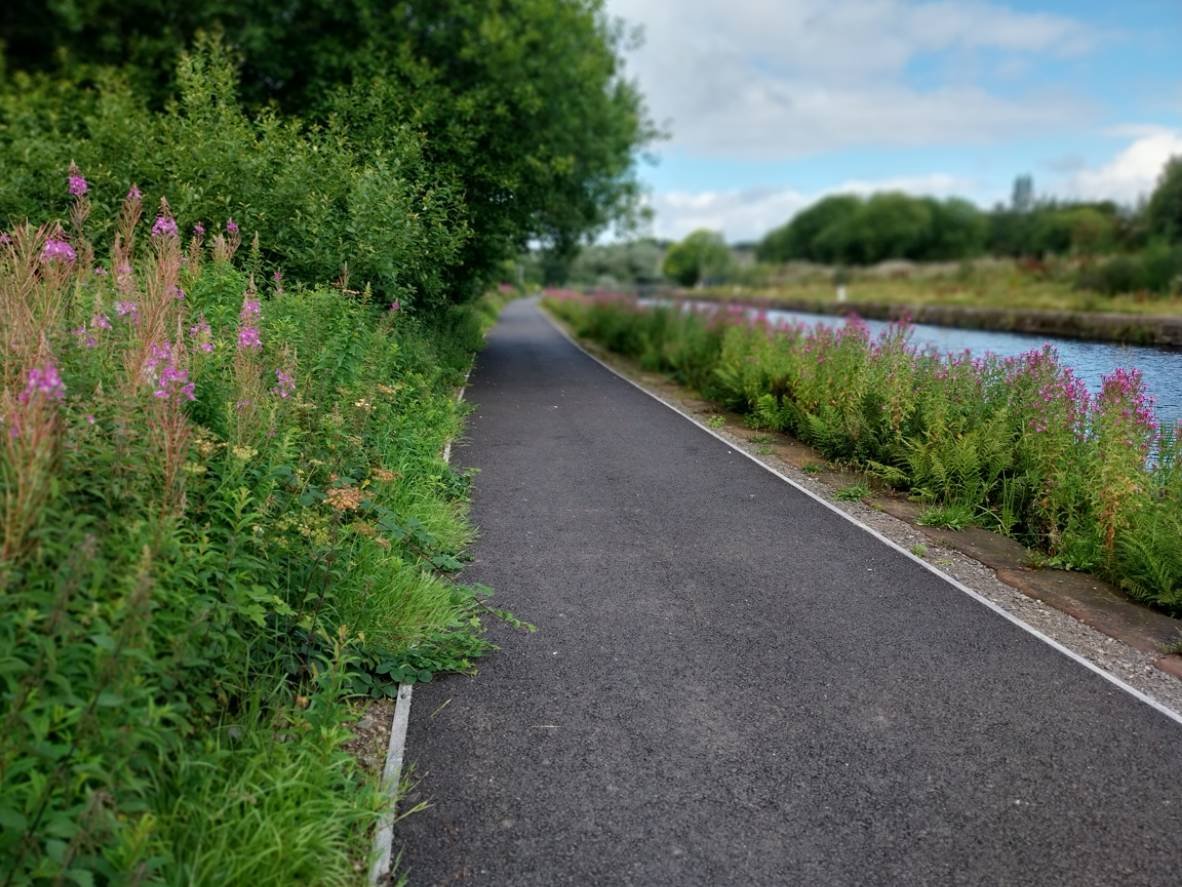 Scottish Canals (@scottishcanals) on Twitter photo Our towpaths are perfect for some active travel! 🚶♀️🚴♂️
We teamed up with <a href="/SustransScot/">Sustrans Scotland</a> to improve towpaths across the Forth and Clyde canal to enhance the experience of active travel users on our network.✅
➡Learn more: bit.ly/3L6xRV3
<a href="/transcotland/">Transport Scotland</a> #activetravel Our towpaths are perfect for some active travel! 🚶♀️🚴♂️
We teamed up with <a href="/SustransScot/">Sustrans Scotland</a> to improve towpaths across the Forth and Clyde canal to enhance the experience of active travel users on our network.✅
➡Learn more: bit.ly/3L6xRV3
<a href="/transcotland/">Transport Scotland</a> #activetravel
