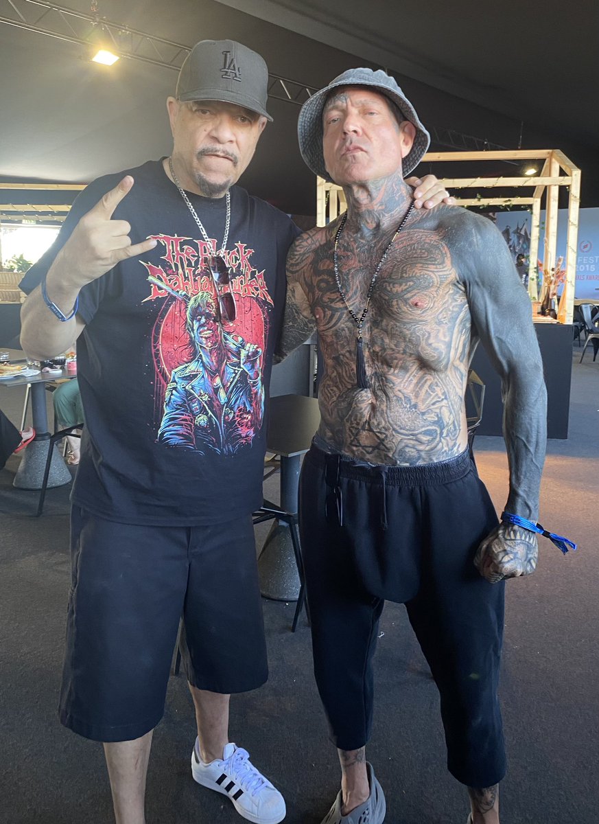ICE T (@finallevel) on Twitter photo A couple of HARDCORE Veterans🤘🏽<a href="/EvanSeinfeld/">Evan Seinfeld</a> <a href="/biohazardDFL/">BIOHAZARD</a> Backstage at HELLFEST France 🇫🇷 We’re shutting it down tonight on the WARZONE stage!!! Bring a Helmet! A couple of HARDCORE Veterans🤘🏽<a href="/EvanSeinfeld/">Evan Seinfeld</a> <a href="/biohazardDFL/">BIOHAZARD</a> Backstage at HELLFEST France 🇫🇷 We’re shutting it down tonight on the WARZONE stage!!! Bring a Helmet!
