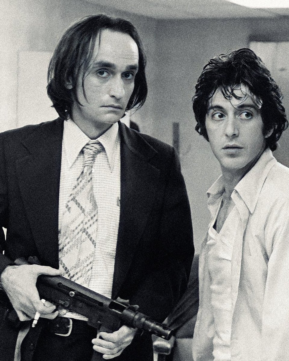« J’ai plus appris sur le jeu d’acteur de John que de n’importe qui » a déclaré Al Pacino. La mort brutale de John Cazale a interrompu une carrière qui s’annonçait brillante, unique. Il reste aujourd'hui une énigme.

Le mystère Cazale
Par <a href="/delfival/">Delphine Valloire</a>
👉 rockyrama.com/super-stylo-ar…