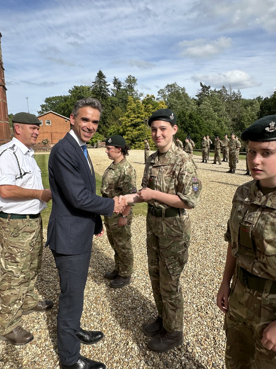 Reddam House UK CCF (@rhbuk_ccf) on Twitter photo Yesterday RHB CCF help its annual Principles parade where both <a href="/ReddamHouseUK/">Reddam House</a> & <a href="/LuckleyHouse/">Luckley House School</a> Principles attended. They both inspected the Rfn and had a good chat with them. We also presented 48 Basic badges to our Y9 Cadets. S&B <a href="/Rodgray27/">SERFCA Head of Cadet and Youth</a> <a href="/RiflesRegiment/">The Rifles</a> <a href="/SouthEastRFCA/">South East RFCA</a> Yesterday RHB CCF help its annual Principles parade where both <a href="/ReddamHouseUK/">Reddam House</a> & <a href="/LuckleyHouse/">Luckley House School</a> Principles attended. They both inspected the Rfn and had a good chat with them. We also presented 48 Basic badges to our Y9 Cadets. S&B <a href="/Rodgray27/">SERFCA Head of Cadet and Youth</a> <a href="/RiflesRegiment/">The Rifles</a> <a href="/SouthEastRFCA/">South East RFCA</a>