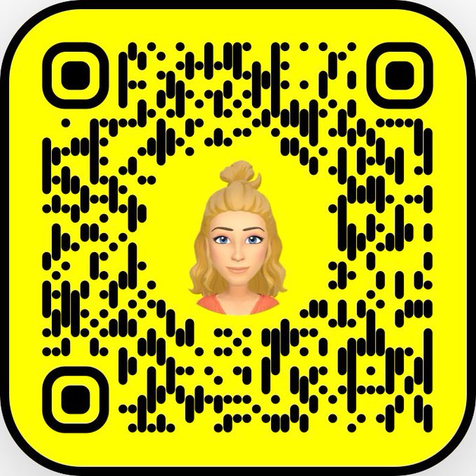 Are u on snap?? U know my ass is 😂😂 https://t.co/XHUFoPpRdW