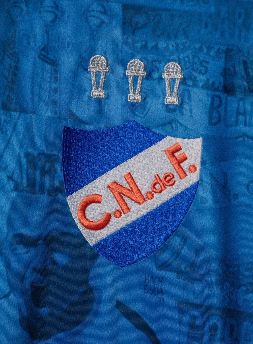 El escudo mas inmenso que la gloria pudo soñar