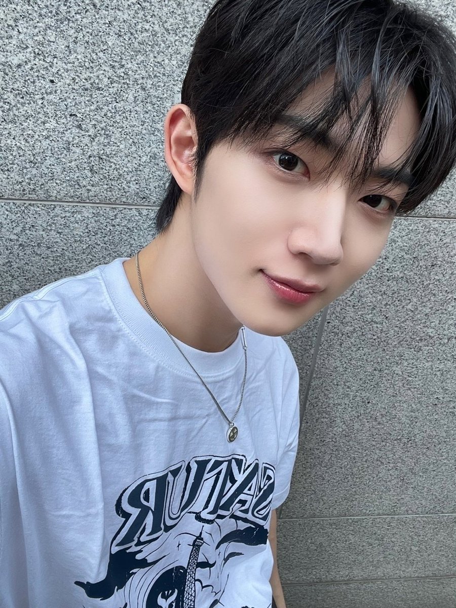 TPST_twt's tweet image. [#형섭] 오늘도 고생해써~🩵