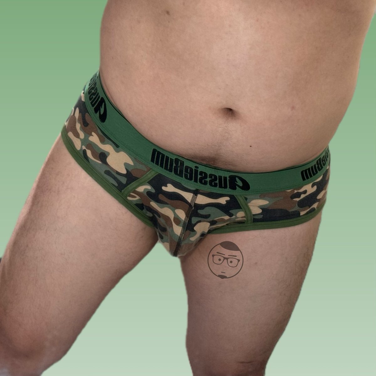 今天大太陽又下大雨
不知道是汗水還是加一點雨水
🥵🥵🥵
有人會想要買嗎
私訊出價🤪🤪🤪