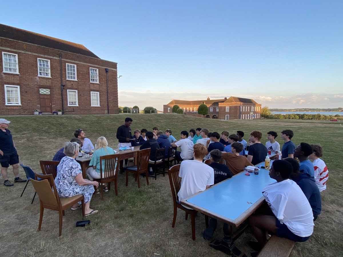 Collingwood House tweet media