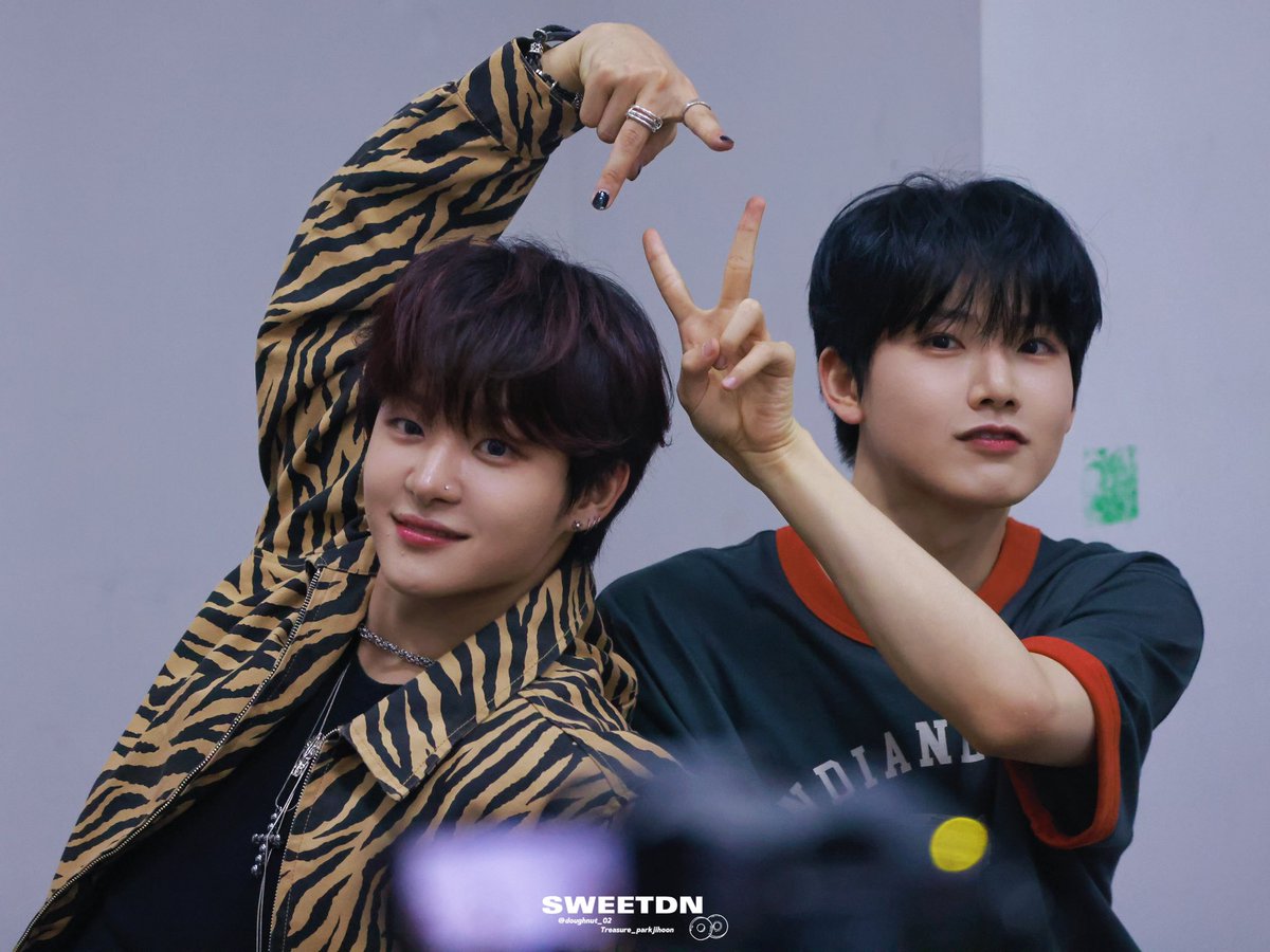 240628 🇮🇩
#JIHOON #지훈 #ジフン
#준규 #JUNKYU #ジュンギュ 
#TREASURE #트레저