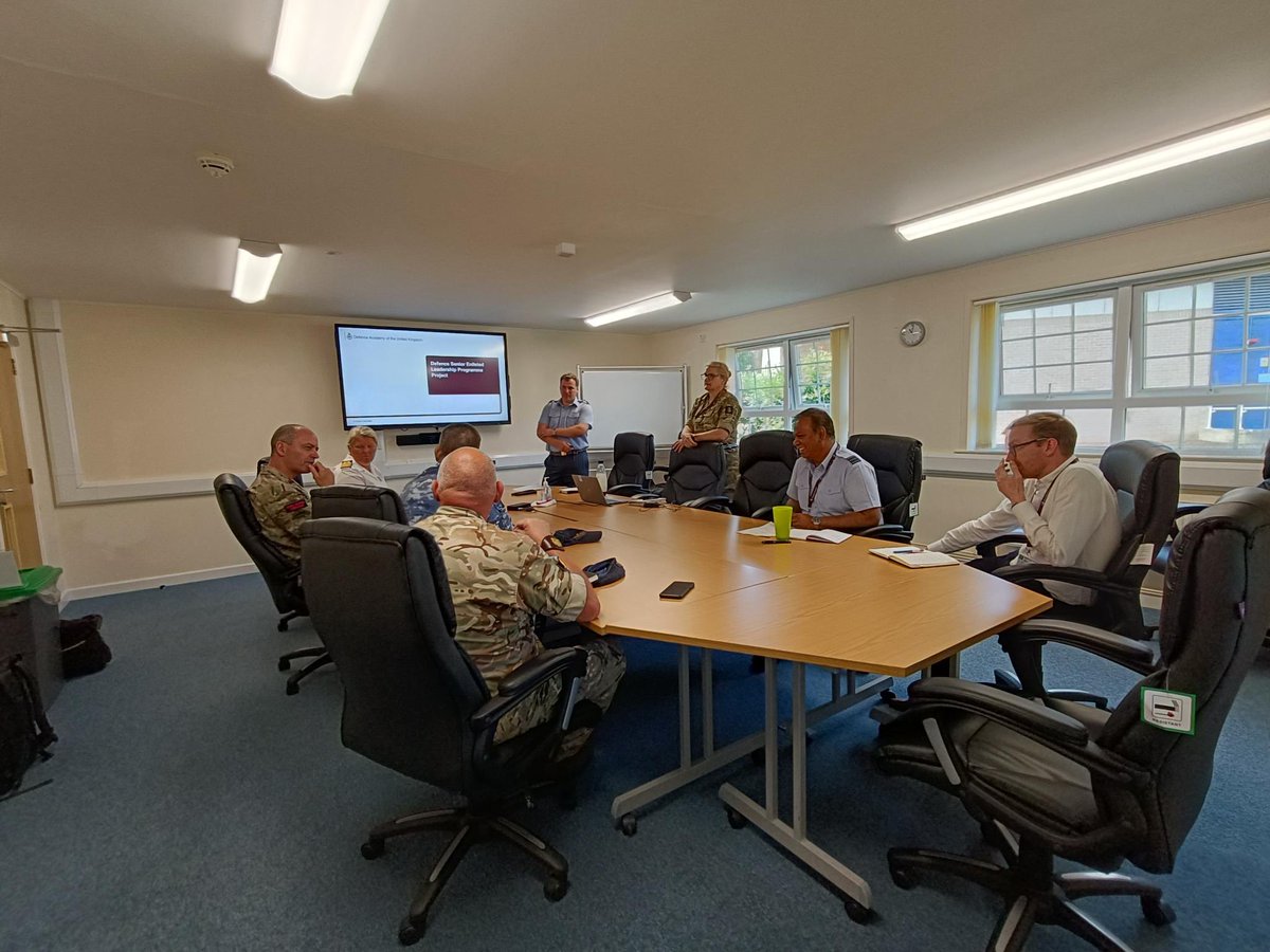 Senior Enlisted Adviser to CDF Australia (@seac_adf) on Twitter photo Excellent last two days at <a href="/DefenceHQ/">Ministry of Defence 🇬🇧</a> Northwood & Shrivenham visiting & being briefed by <a href="/UKStratCom/">Strategic Command</a> & <a href="/DefenceOps/">Defence Operations 🇬🇧</a> elements. Equally, being able to discuss #YourADF JPME at <a href="/DefAcUK/">Defence Academy</a> was valuable. With thanks to <a href="/UKSEAC/">WO1 (SEAC)</a> & @CSM_UKSTRATCOM for hosting & planning my visits! 🙏🇬🇧🇦🇺🫡 Excellent last two days at <a href="/DefenceHQ/">Ministry of Defence 🇬🇧</a> Northwood & Shrivenham visiting & being briefed by <a href="/UKStratCom/">Strategic Command</a> & <a href="/DefenceOps/">Defence Operations 🇬🇧</a> elements. Equally, being able to discuss #YourADF JPME at <a href="/DefAcUK/">Defence Academy</a> was valuable. With thanks to <a href="/UKSEAC/">WO1 (SEAC)</a> & @CSM_UKSTRATCOM for hosting & planning my visits! 🙏🇬🇧🇦🇺🫡