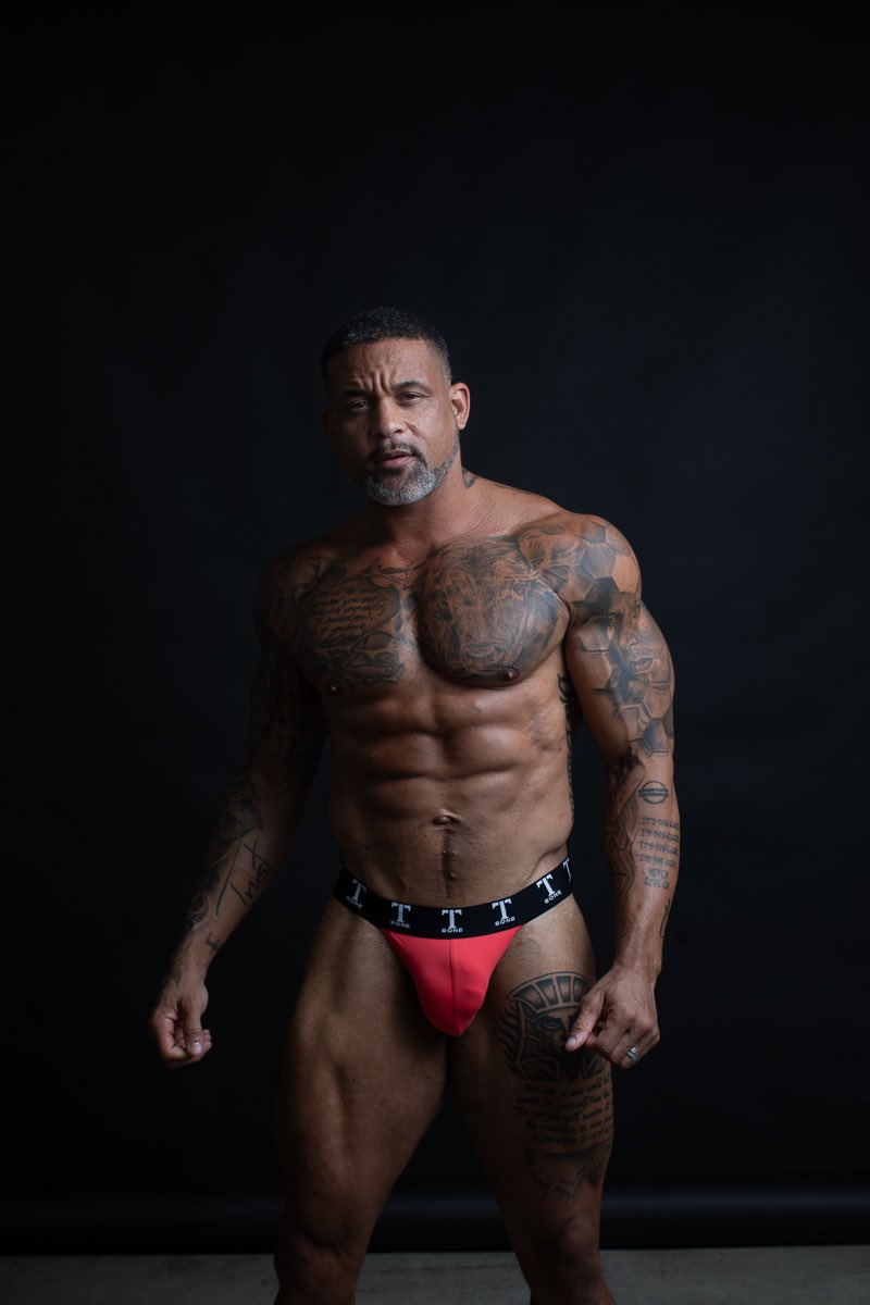 TBoneThreads's tweet image. TGIF - what threads are you wearing today? 😈