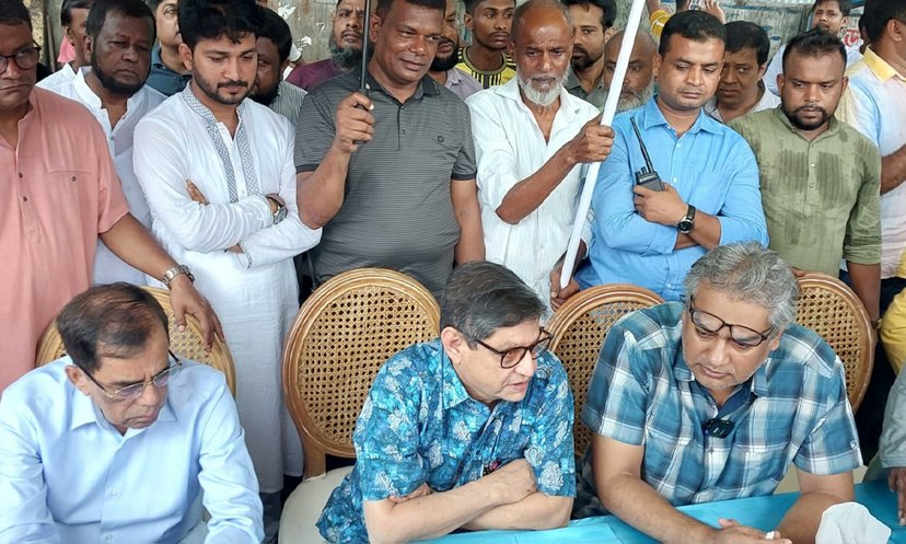 গণপূর্তমন্ত্রী জানালেন, বস্তিবাসীদের জন্য নির্মিত হচ্ছে আধুনিক ফ্ল্যাট