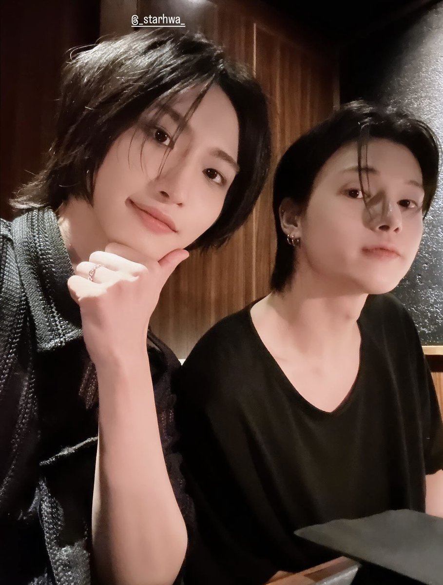 hwaduo_'s tweet photo. guys im so crazy this is a historical day https://t.co/7svDM0WTGZ