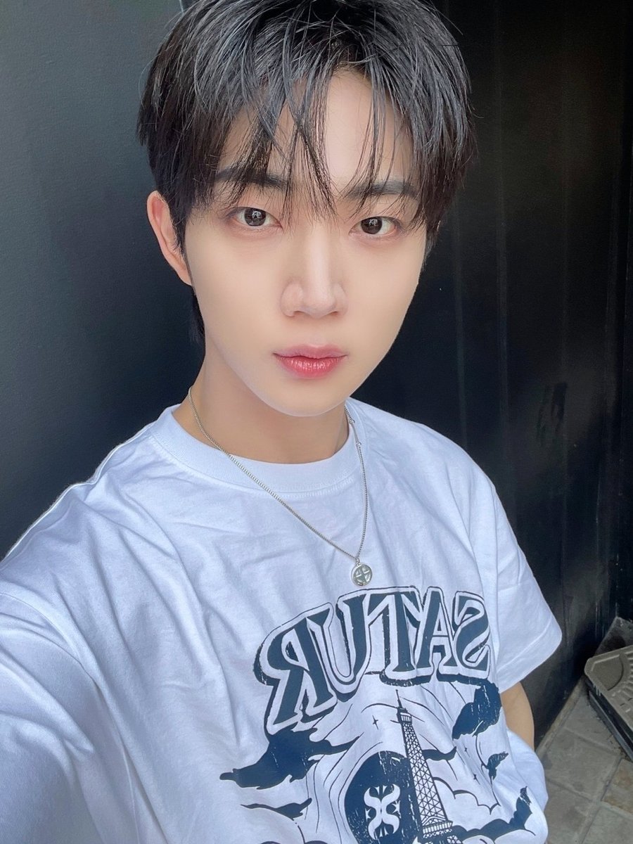 T7STNEWS's tweet image. @TPST__official 's hyeongseop X update:
"You worked hard today too~🩵"

#TEMPEST #템페스트