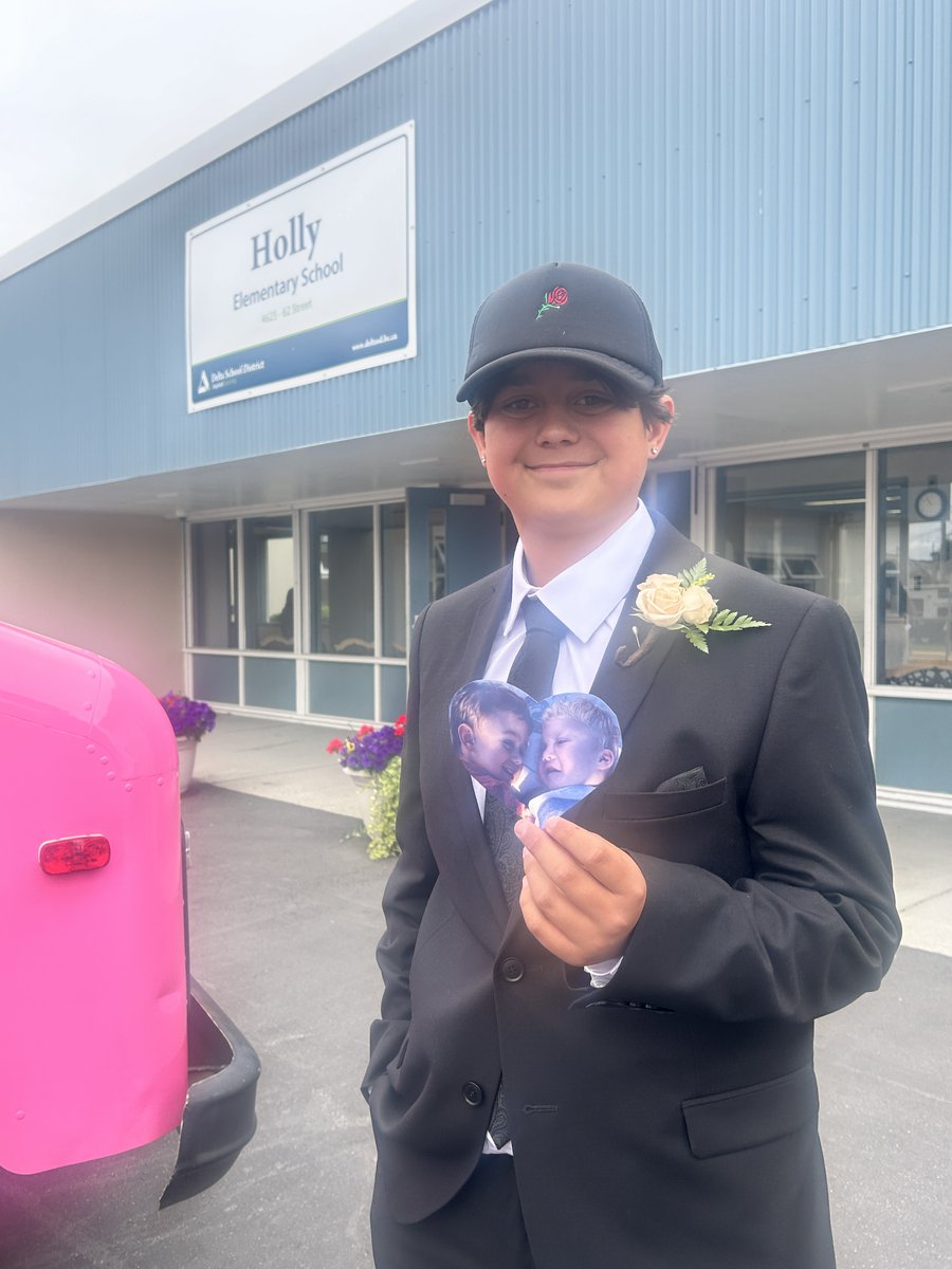Holly School (@hollyschool) on Twitter photo Celebrated our Grade Sevens yesterday and remembering one who was with us in heart #Owen❤️ Wishing our Grade Sevens all the best! #GradeSevenLeavingCeremony #ForeveraHollyHornet 🐝💛 <a href="/deltasd37/">DeltaSchoolDistrict</a> Celebrated our Grade Sevens yesterday and remembering one who was with us in heart #Owen❤️ Wishing our Grade Sevens all the best! #GradeSevenLeavingCeremony #ForeveraHollyHornet 🐝💛 <a href="/deltasd37/">DeltaSchoolDistrict</a>