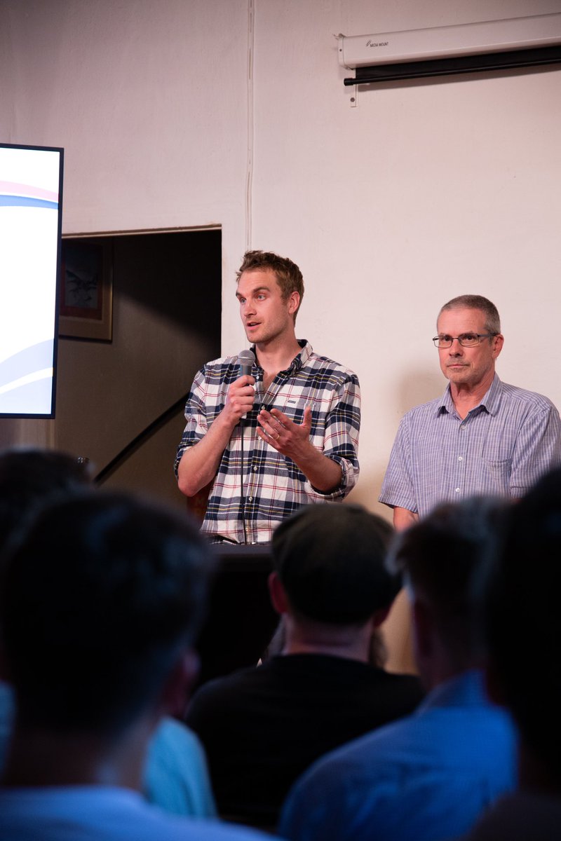 NannyFreeState's tweet image. Yesterday, @MOates_ and I had a great reception speaking to an audience of 50 Swedes about international perceptions of their THR policies and why Sweden should be more proud of their achievements on the world stage at a @CPouchers event at #Almedalen2024. #THRWorks