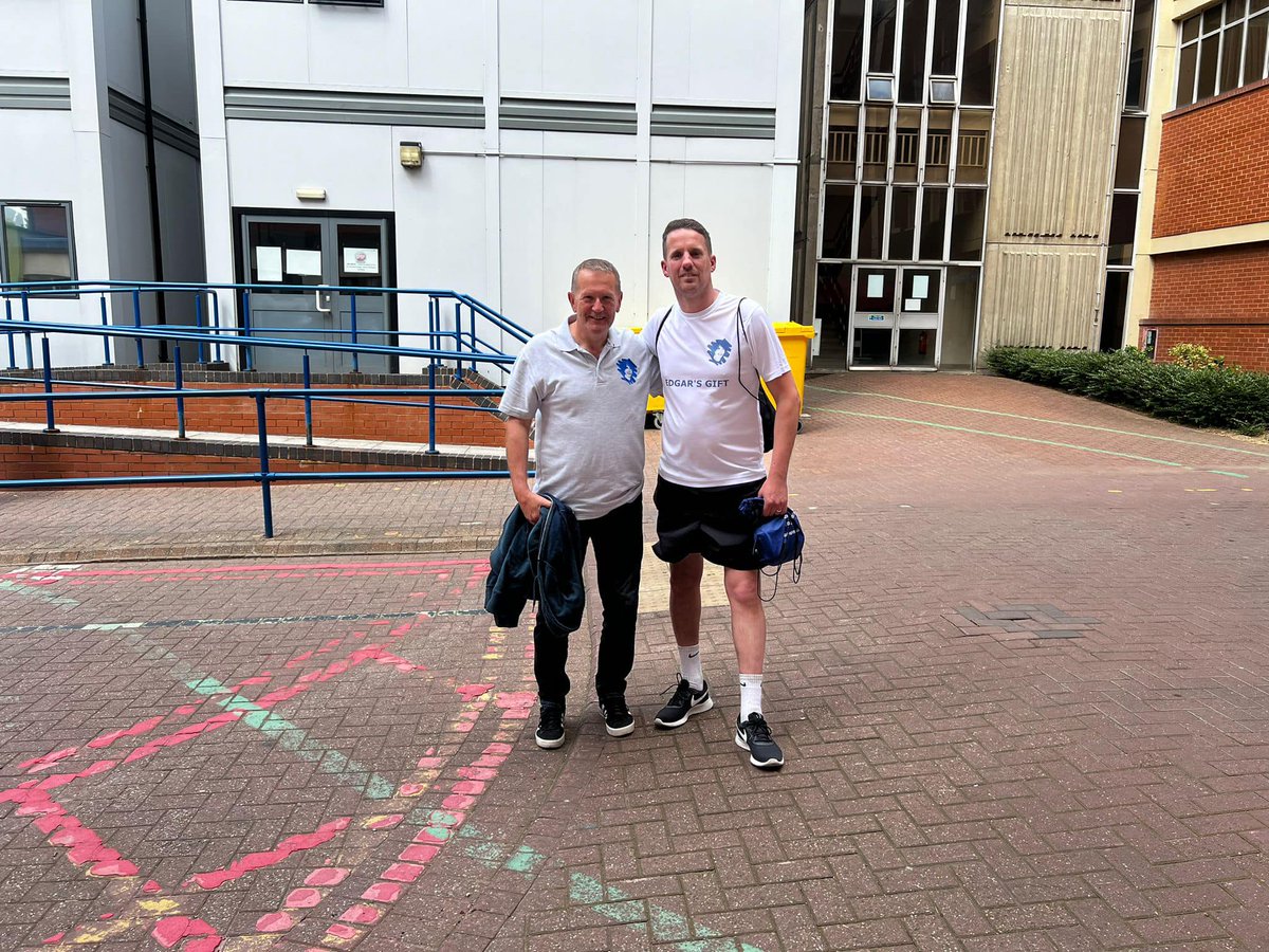 And he's done it!! Glenn finished at Leicester Royal Infirmary at 2.30pm today and was met by Neil from our charity committee 🚶.

Over £1,300 raised including gift aid which is huge for our small charity 💙.

Thank you! 💙
justgiving.com/page/glenn-jon…