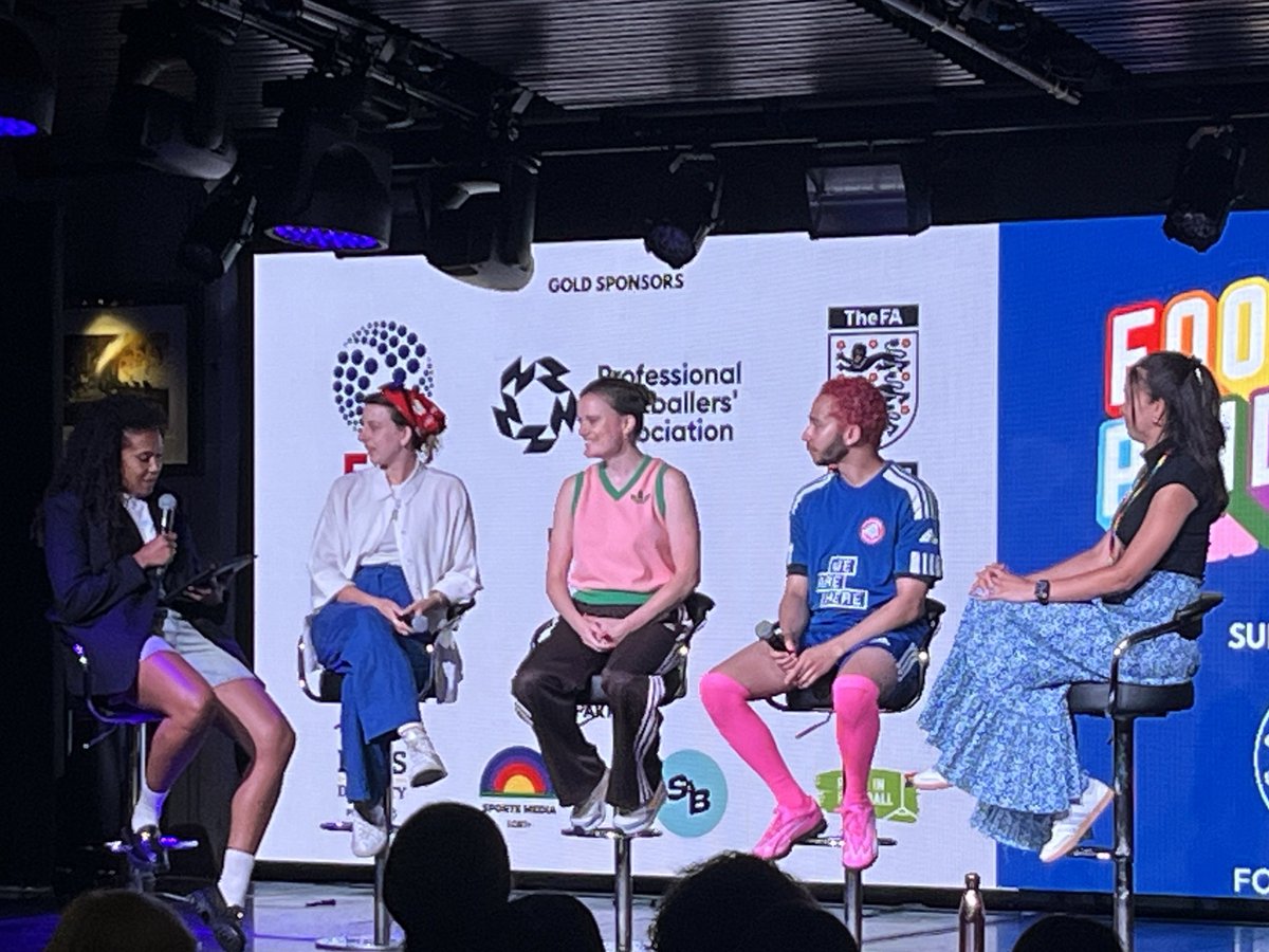 <a href="/RishiMadlani/">Rishi Madlani (he/him)</a> <a href="/PrideinFootball/">Pride in Football 🏳️‍🌈⚽️🏳️‍⚧️</a> <a href="/OMitchellMusic/">Olivia Mitchell</a> <a href="/mimwalkerkhan/">Miriam Walker-Khan</a> <a href="/YasMirza/">Yasir Mirza</a> <a href="/beckytaylorgill/">Becky Taylor-Gill</a> <a href="/ZanderMurray/">Zander Murray</a> <a href="/FootballPrideUK/">Football Pride</a> <a href="/FvHtweets/">FootballvHomophobia</a> What a vibe that was - live theatre at a football event! Shout out to <a href="/NovTheatre/">November Theatre</a> and their brilliant ‘Pitch’, whose cast are now A’ing some Q’s.