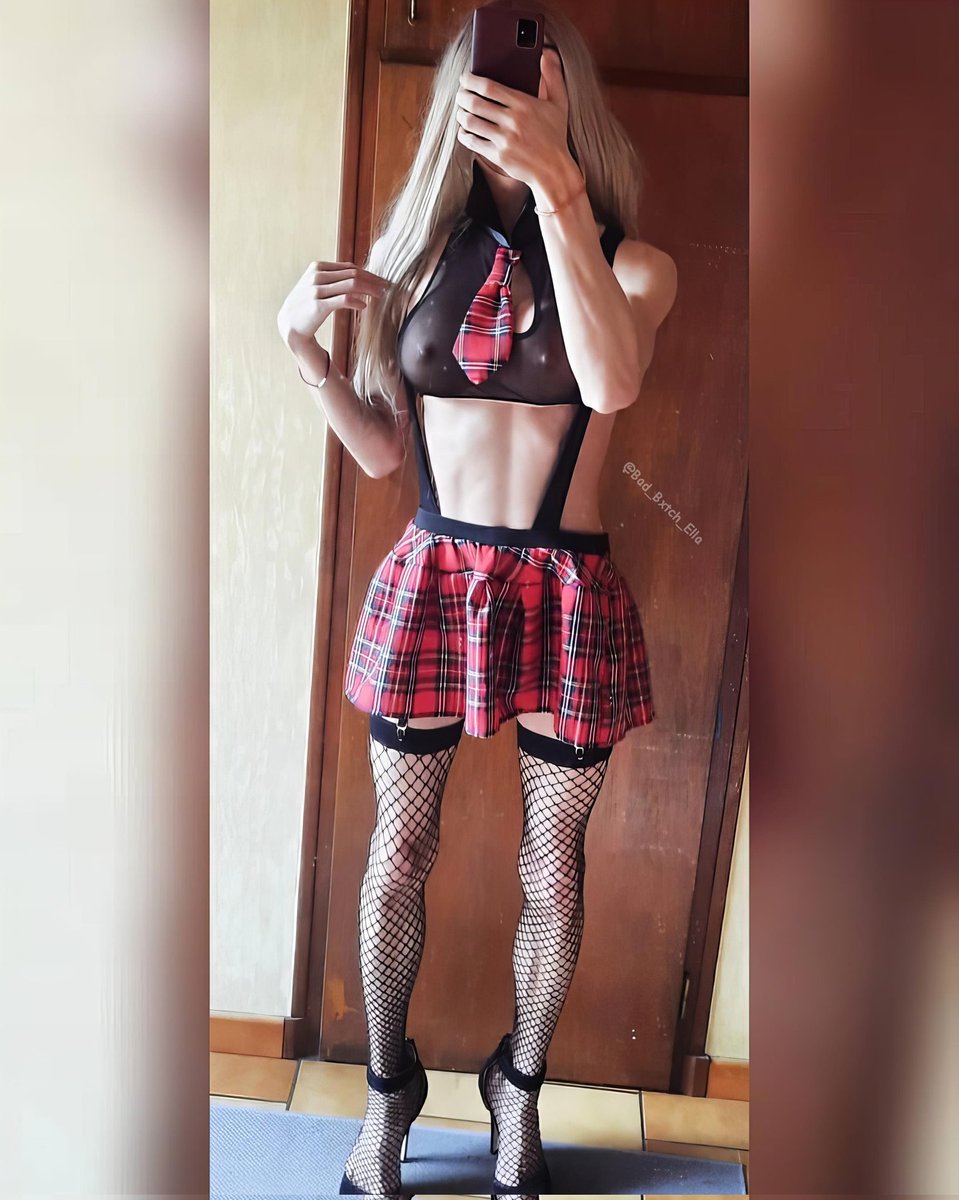 One of my fav' outfit.. I feel so hot in it. ☺️🥰
#nsfw #sissy #femboy #crossdresser #lingerie #heels #blonde #sexy #cute #hot #naughty #model #french #france #bordeaux #LoveMyself #fishnet #stockings #skirt #boobs #seethrough #leggy #skinny #fit #outfit #ootd #mirror #selfie