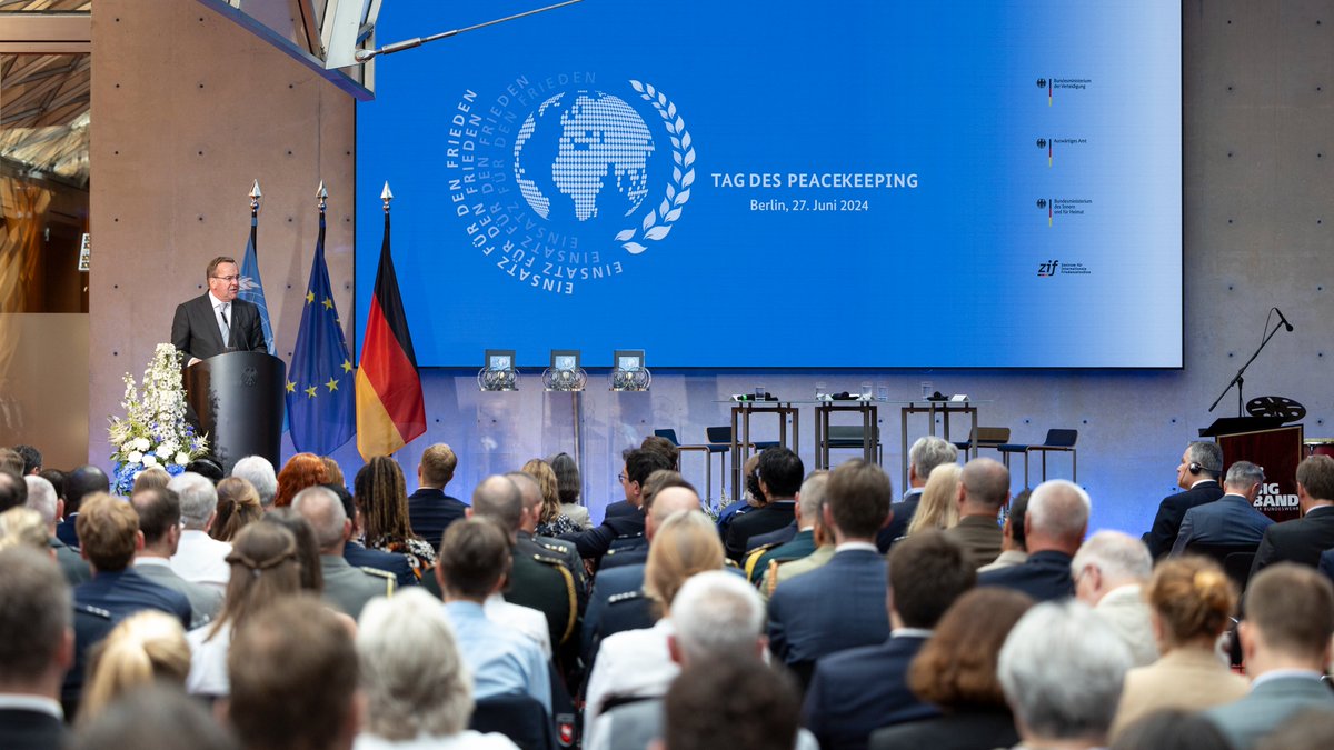Verteidigungsministerium tweet media
