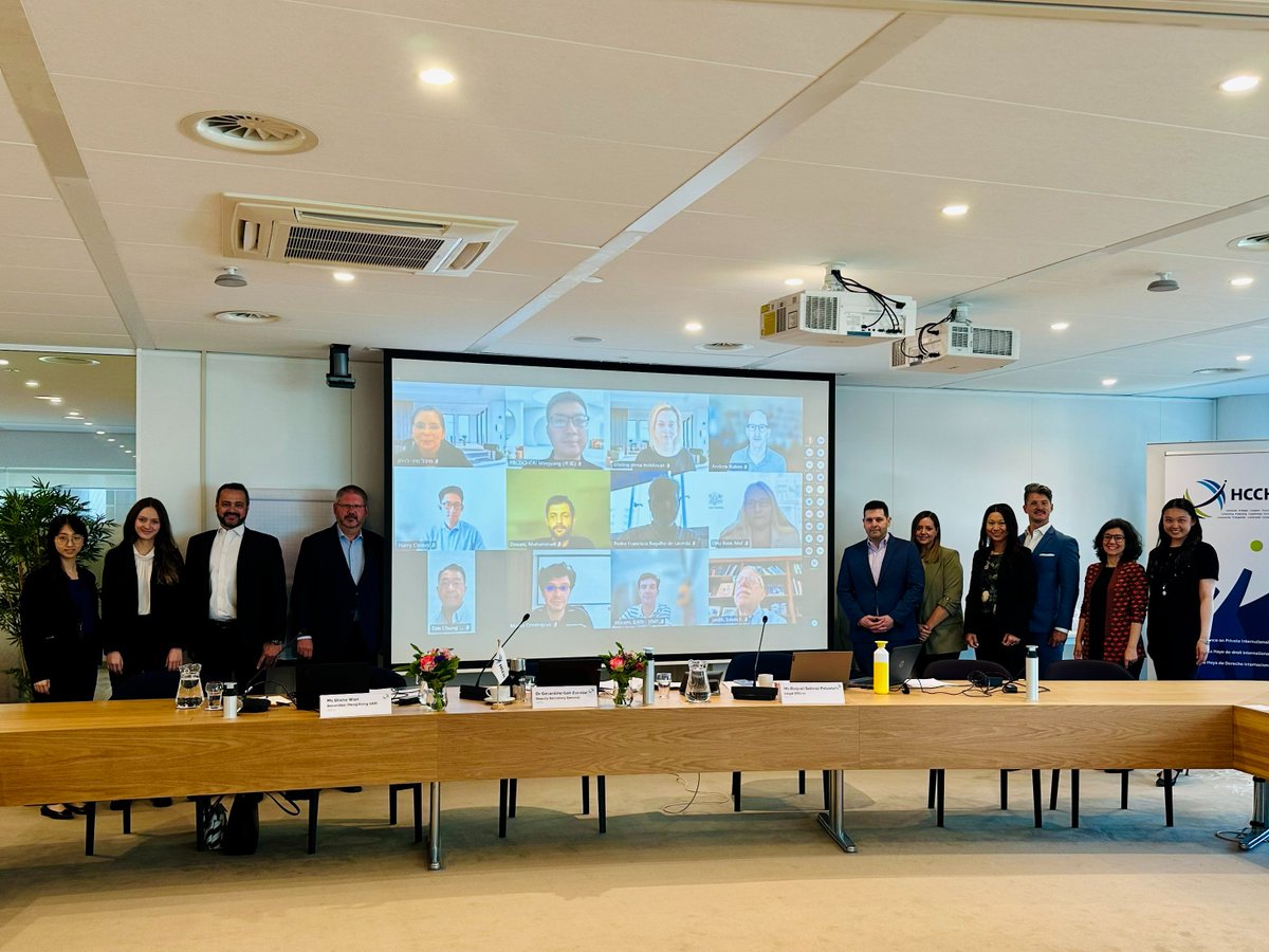💻🪙This week, the first working meeting of the Experts’ Group on Central Bank Digital Currencies (#CBDCs) was held online, hosted by the Permanent Bureau of the #HCCH in The Hague!

👉 More information: bit.ly/4bqwY4r

#PrivateInternationalLaw #InternationalLaw