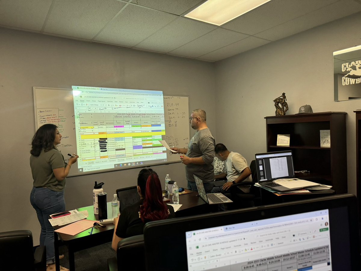 Daniela Palmer tweet media