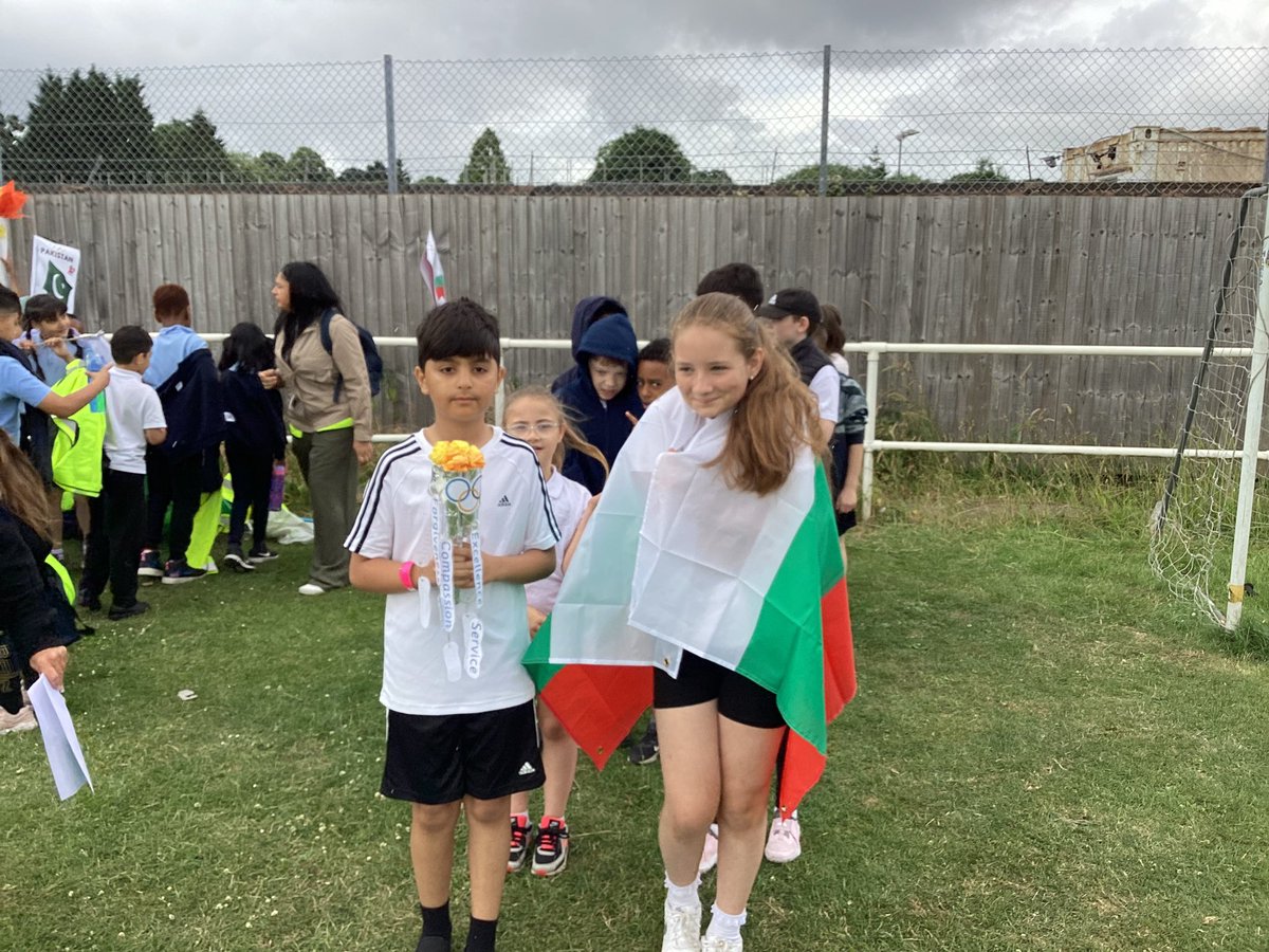 OurLadysCP's tweet photo. Year 3/4 started the sports fun off with a opening ceremony @OurLadyandAllS1 #CST #CatholicLife #SparkActive https://t.co/RO8eXL2LpQ