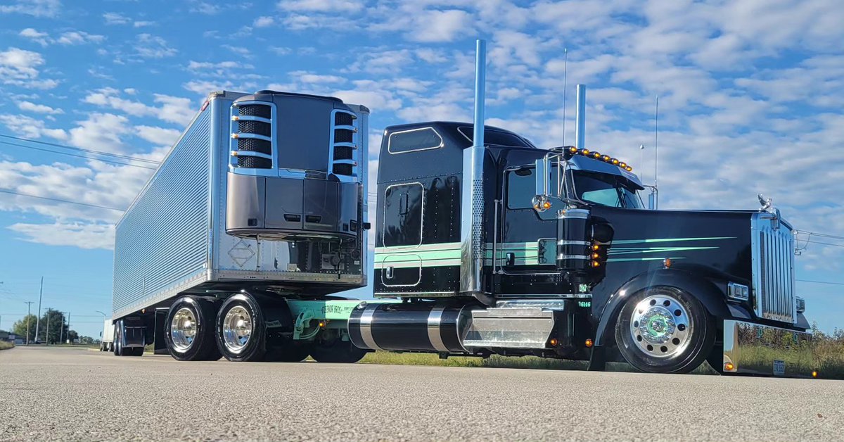 ShellRotella's tweet image. Got a great shot of your truck? We want to see it! Submit your best truck photo down below or DM us for a chance to be featured in the #ShellRotella newsletter or right here on our social channels! 

📸 Mike H.