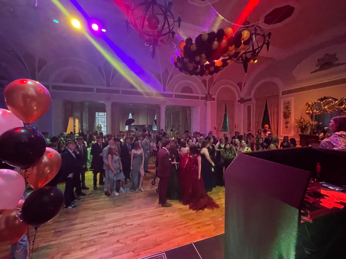 BCSchool1's tweet image. We hope year 11 had an amazing prom last night! We are so proud of you. You deserve this celebration of all your achievements! Thank you to all the staff who helped make this evening possible and supported students through their time at BCS. #lovelearninglovelife @embarkfed