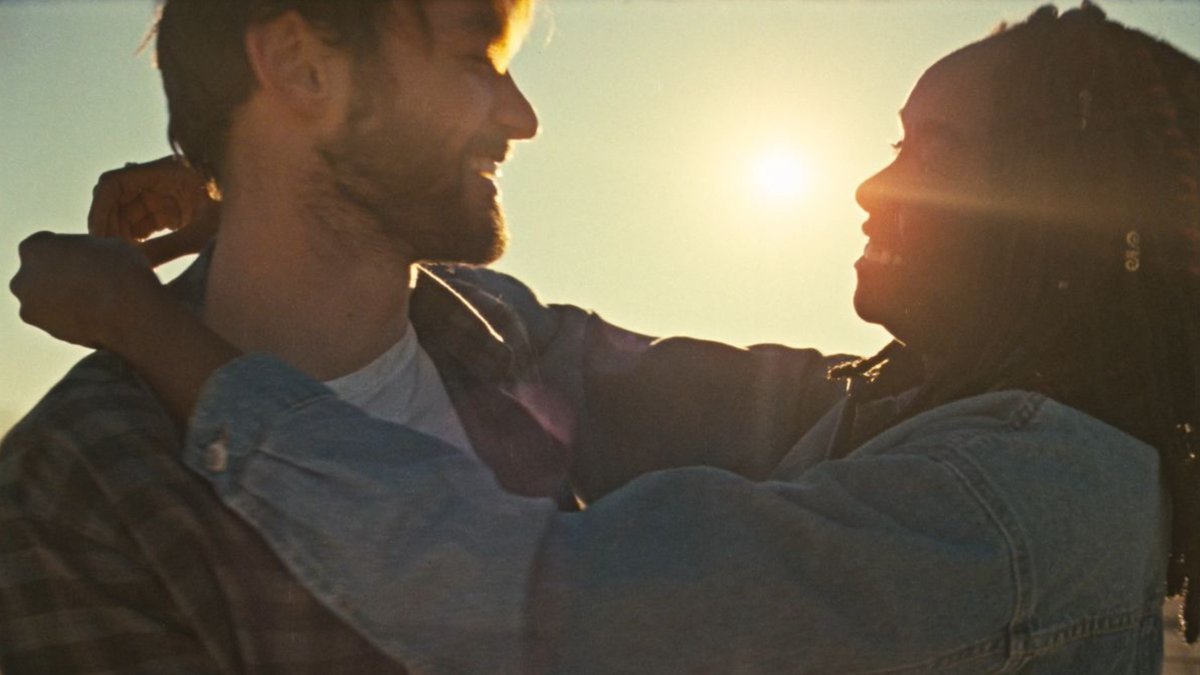 Blowing through <a href="/laemmle/">Laemmle Theatres</a> in NoHo at 7:30PM on Monday, July 8, 2024 is a free <a href="/filmindependent/">Film Independent</a> screening of a "Dandelion." 🎞️ RSVP for comp tix here: filmindependent.org/events/members…