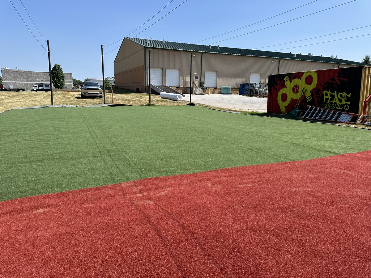 lokationnation's tweet photo. Outdoor complex nearing completion. A lot of work has gone into getting our full diamond completed, and now our cages are about done.
We are fully committed to our players development and giving them everything they need for daily practice.
Having this right outside our facility will yield even larger gains for our guys!