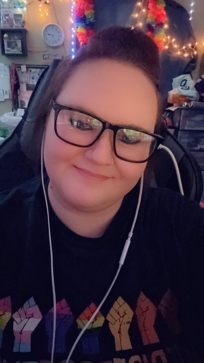 Raising money for #Pride2024 tonight!! Come stop by and say hey and drop a dollar if you can! 

Twitch.tv/bravingwarrior
