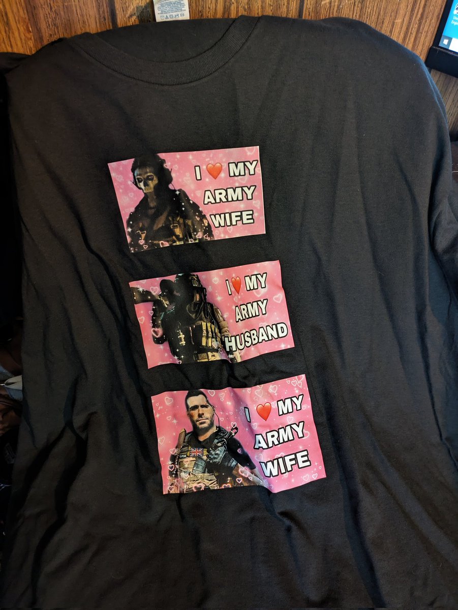Trash_Ghost18's tweet photo. My new favorite shirt. Lol. 

#SimonRiley #GhostRiley #ghostcod #simonghostriley #Konig #konigcod #johnsoapmactavish #CallofDuty #ModernWarfare3 #modernwarfare #shitpost https://t.co/KK2tYrhMGF