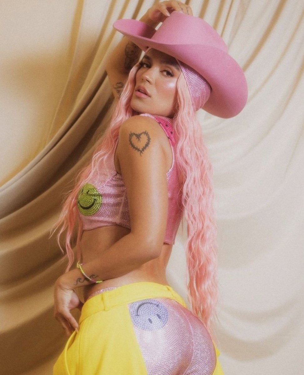 Karol G Stats (@karolgww) on Twitter photo 