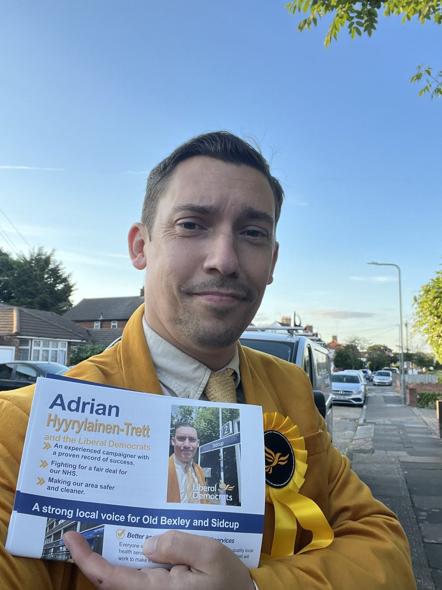 A.Hyyrylainen-Trett (They/Them) (@juvelad) on Twitter photo Great to be out on another gorgeous Friday evening in the sun delivering my message to the people of #OldBexley&Sidcup - for <a href="/bexleylibdem/">Bexley Lib Dems</a> <a href="/BexleyLibDems/">Bexley Lib Dems</a> <a href="/LondonLibDems/">London Liberal Democrats</a> <a href="/chalmersdavidn/">David Chalmers 🔶#FBPE</a> <a href="/LibDems/">Liberal Democrats</a> <a href="/LGBTLD/">LGBT+ Lib Dems 🏳️🌈🏳️⚧️ 🔶</a> <a href="/RainbowP_EU/">Rainbow Platform</a> <a href="/fnfeurope/">FNF Europe</a> <a href="/ALDEParty/">ALDE Party</a> <a href="/LibIntBg/">Lib Int British Gp</a> <a href="/liberalinternat/">Liberal International</a> Great to be out on another gorgeous Friday evening in the sun delivering my message to the people of #OldBexley&Sidcup - for <a href="/bexleylibdem/">Bexley Lib Dems</a> <a href="/BexleyLibDems/">Bexley Lib Dems</a> <a href="/LondonLibDems/">London Liberal Democrats</a> <a href="/chalmersdavidn/">David Chalmers 🔶#FBPE</a> <a href="/LibDems/">Liberal Democrats</a> <a href="/LGBTLD/">LGBT+ Lib Dems 🏳️🌈🏳️⚧️ 🔶</a> <a href="/RainbowP_EU/">Rainbow Platform</a> <a href="/fnfeurope/">FNF Europe</a> <a href="/ALDEParty/">ALDE Party</a> <a href="/LibIntBg/">Lib Int British Gp</a> <a href="/liberalinternat/">Liberal International</a>