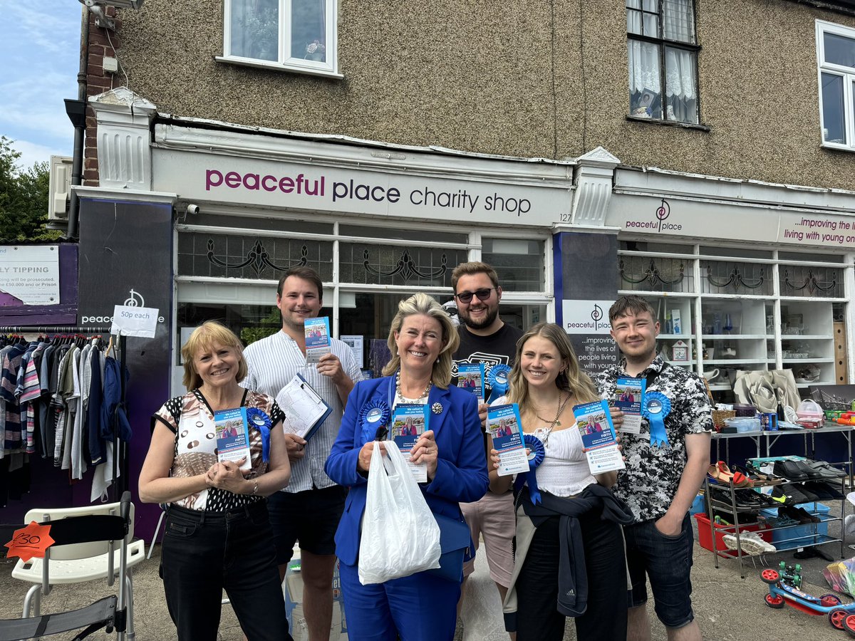 Anna_Firth's tweet photo. 🦸♀️Firth team at full force today in #Prittlewell, #StLukes and #Belfairs!
☕️Quick detours today including a coffee break at St. Peter’s church and a successful browse at Peaceful Place charity shop 🛍️#VoteAnnaFirth
#AnnaFirth4SouthendWestandLeigh
#GeneralElection2024 https://t.co/S0neX9BOsn