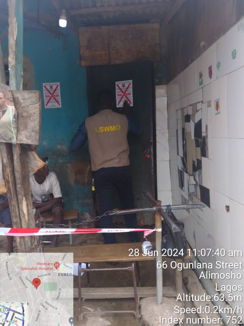 tokunbo_wahab's tweet photo. The Lagos State Wastewater Management Office (LSWMO) today 28th June, 2024 in response to a public report sealed off a public toilet at Ogunlana Street, Egbeda, Lagos which gave shelter to a large number of persons that could not be accounted for being bike riders.

The visit to the toilet by the agency revealed that there was a large volume of untreated wastewater was being discharged into the public drainage causing fowl smell in the community, potential source of contamination to the ground water, and unruly behaviour of the riders.

All citizens of the State are enjoined to desist from all acts of wastewater mismanagement that could potentially lead to the spread of Cholera in the State.

#ZeroToleranceLagos #CleanerLagos 
@followlasg @LasgMOE