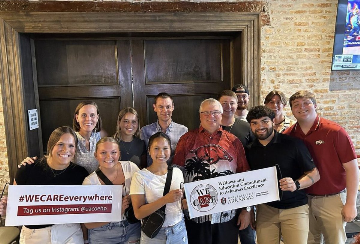 uarkcoehp's tweet photo. Students and faculty members from our Master of Athletic Training program had a great time at the 75th National Athletic Trainers Association convention in New Orleans! ⚜️ https://t.co/B6fbvD5VIf