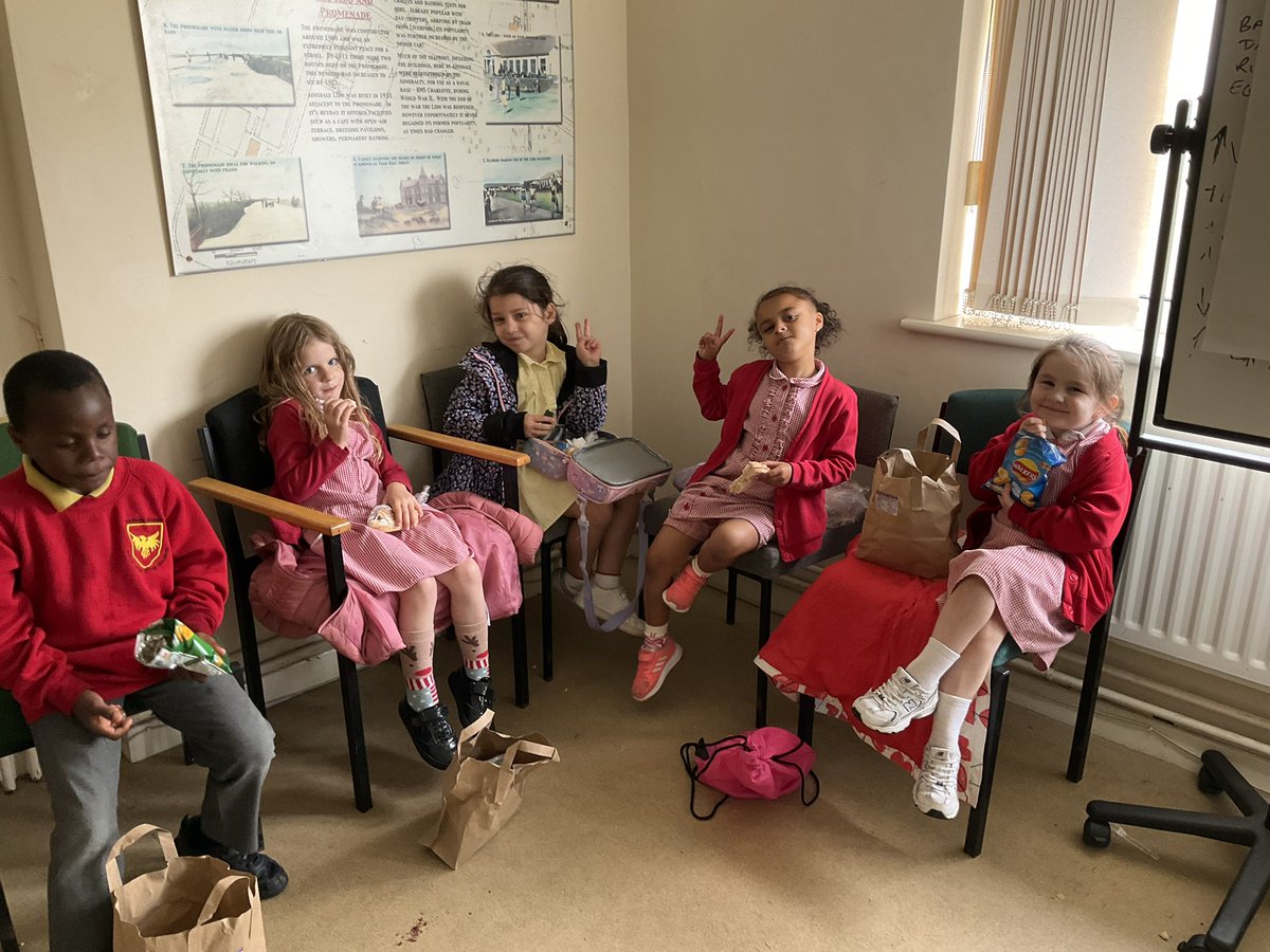 Year One Phoenix Primary tweet media