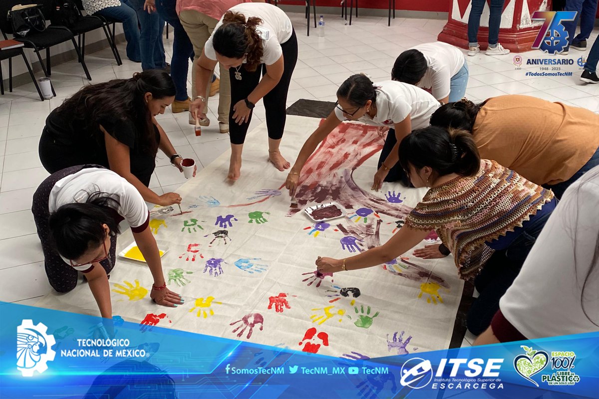 En el marco de las celebraciones por el mes del Orgullo LGBTTTQ+, la Secretaría de Inclusión, a través de la Unidad de Igualdad Sustantiva, llevó a cabo la actividad denominada "El Árbol de la Inclusión LGBTTTQ+".
#SomosJaguares
#TodosSomosTecNM
#TecNMEscárcega
#TecDeTodos
