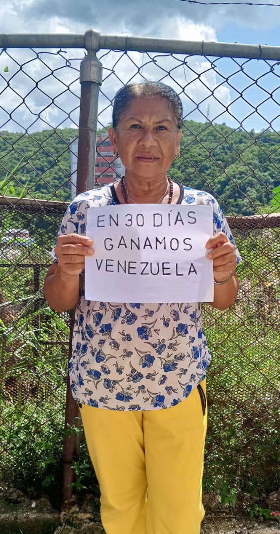 CaracasConVzla's tweet photo. Cada parroquia caraqueña trabaja con mucho compromiso. Este #28Julio Vamos a Ganar! En 3️⃣0️⃣ días vamos rumbo a una #Venezuela LIBRE! 🇻🇪🗳🖐🏼🖐🏿 
#El30TodoEdmundoGana 
@ConVzlaComando | #LaVega https://t.co/ynAlZRZgD1