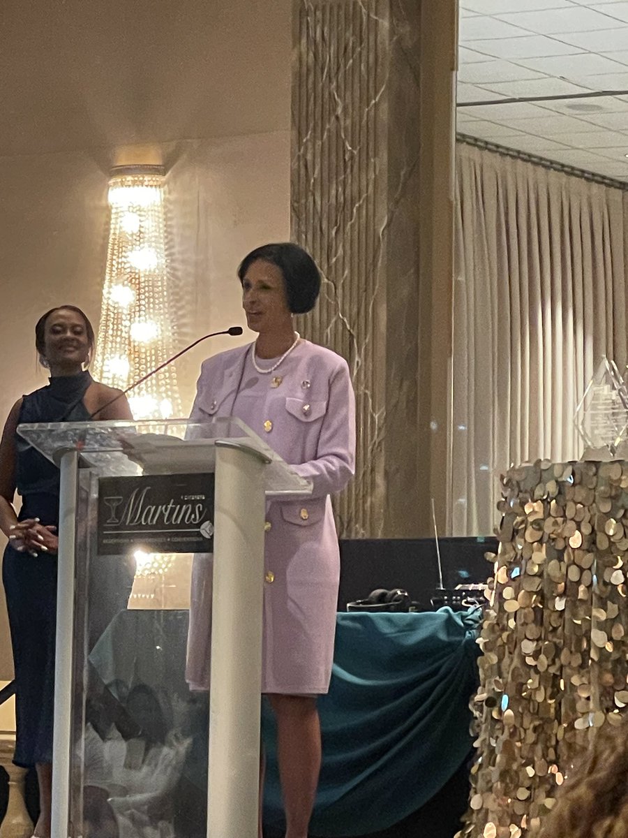 Dr. Aminta H. Breaux tweet media