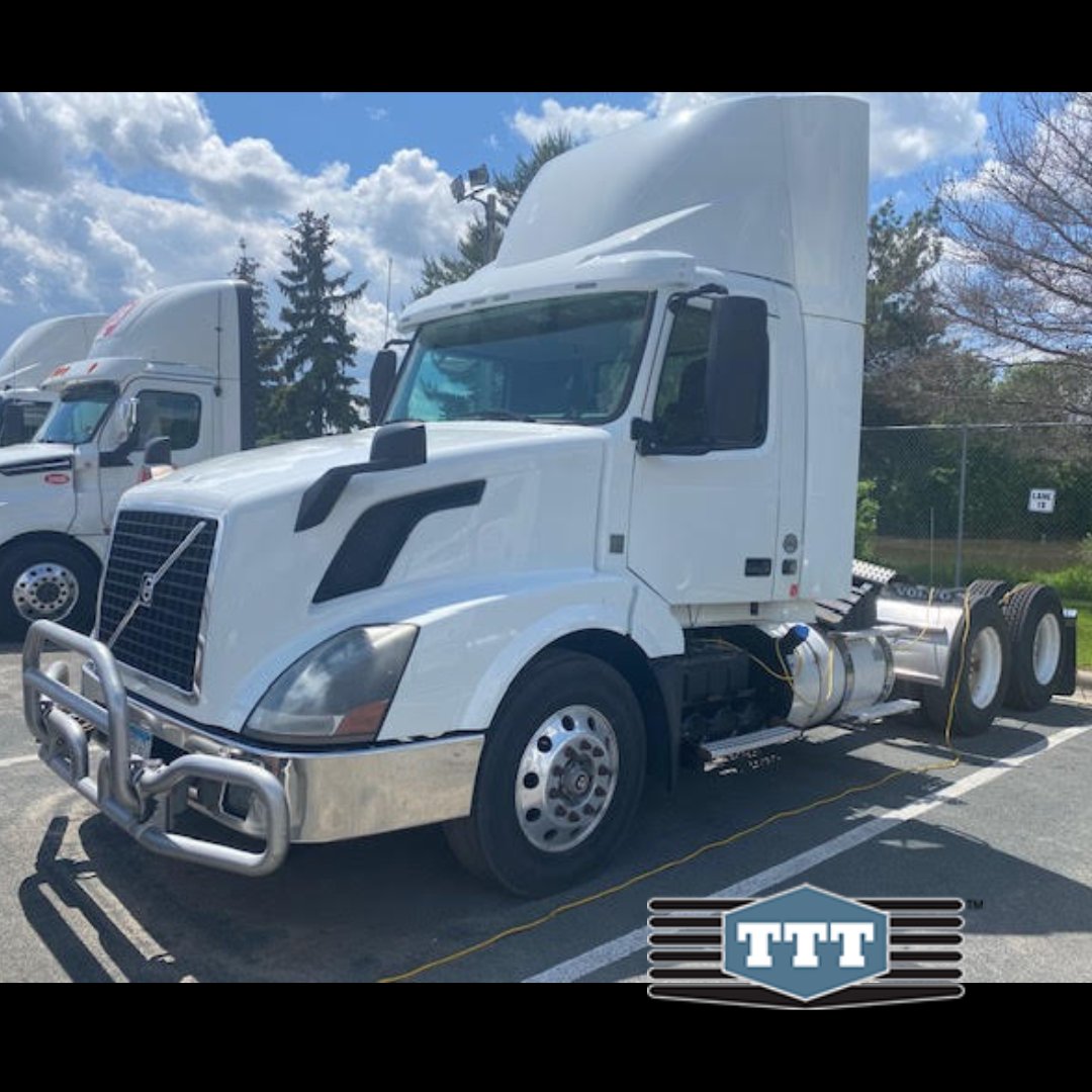 TTTExchange's tweet photo. CHECK OUT THIS 2017 VOLVO TADC DAYCAB!!
Volvo D13
435 HP
I-Shift
450,000 mi.
$28,500
Contact us at #844-888-6775 for more info.
#2017volvo #volvo #daycab https://t.co/weS2JRi2qt