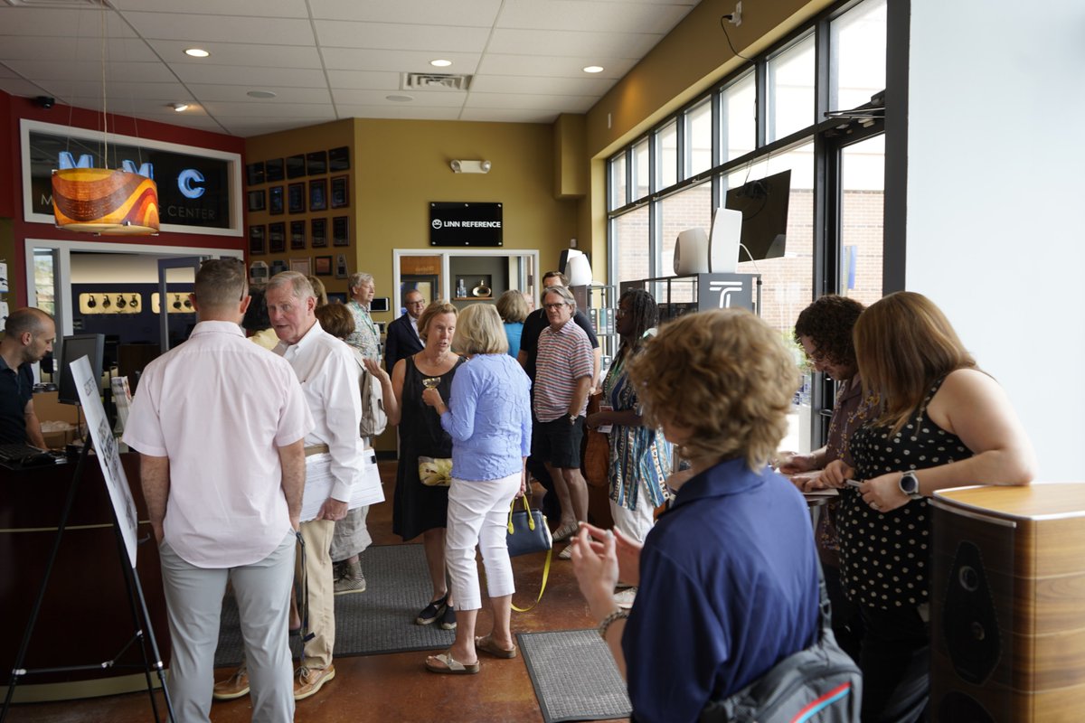 MarqueeArtsA2's tweet image. A big thank you to Paragon Sight &amp;amp; Sound for their incredible support during Cinetopia and for hosting an amazing VIP party! It&apos;s partnerships like these that help us continue to bring diverse programming and events to the Ann Arbor community #annarbor #Cinetopia2024