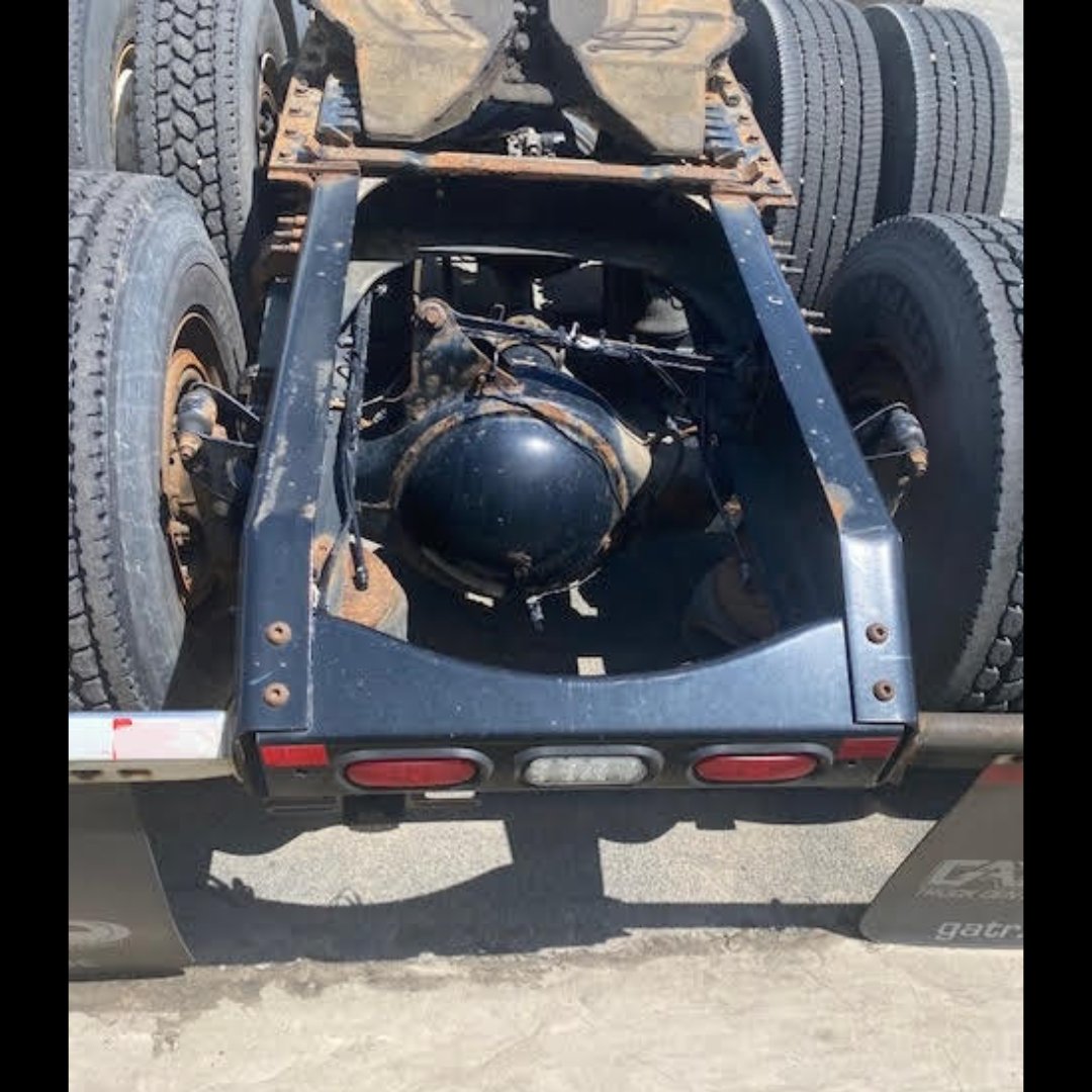 TTTExchange's tweet photo. CHECK OUT THIS 2017 VOLVO TADC DAYCAB!!
Volvo D13
435 HP
I-Shift
450,000 mi.
$28,500
Contact us at #844-888-6775 for more info.
#2017volvo #volvo #daycab https://t.co/weS2JRi2qt