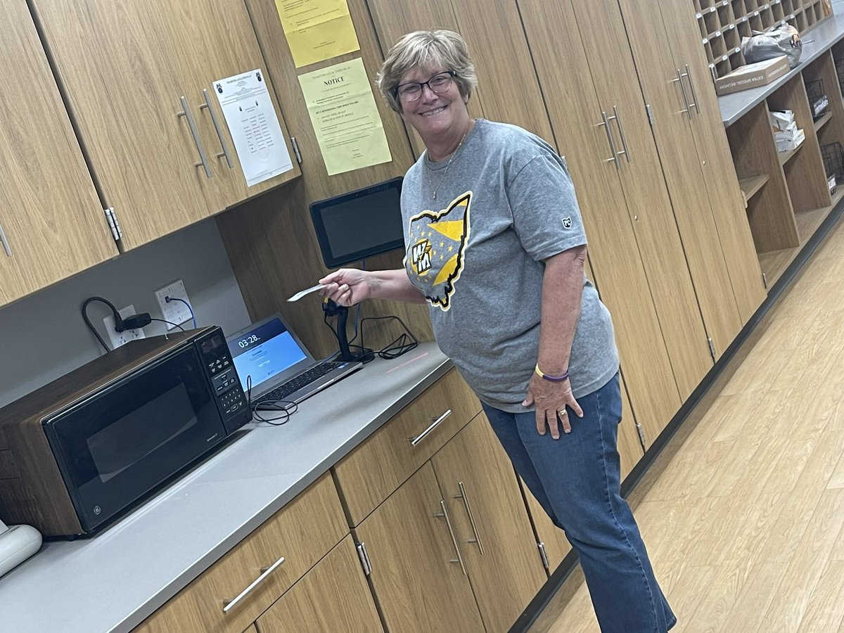 Last time clocking out for the #Legend that is the great Barb Langel!  Happy Retirement Barb - So well deserved. You will be missed more than you could ever know.  They just don’t make ‘em like this lady right here anymore‼️
💛🖤<a href="/WMHSAdminTeam/">Watkins Memorial</a>