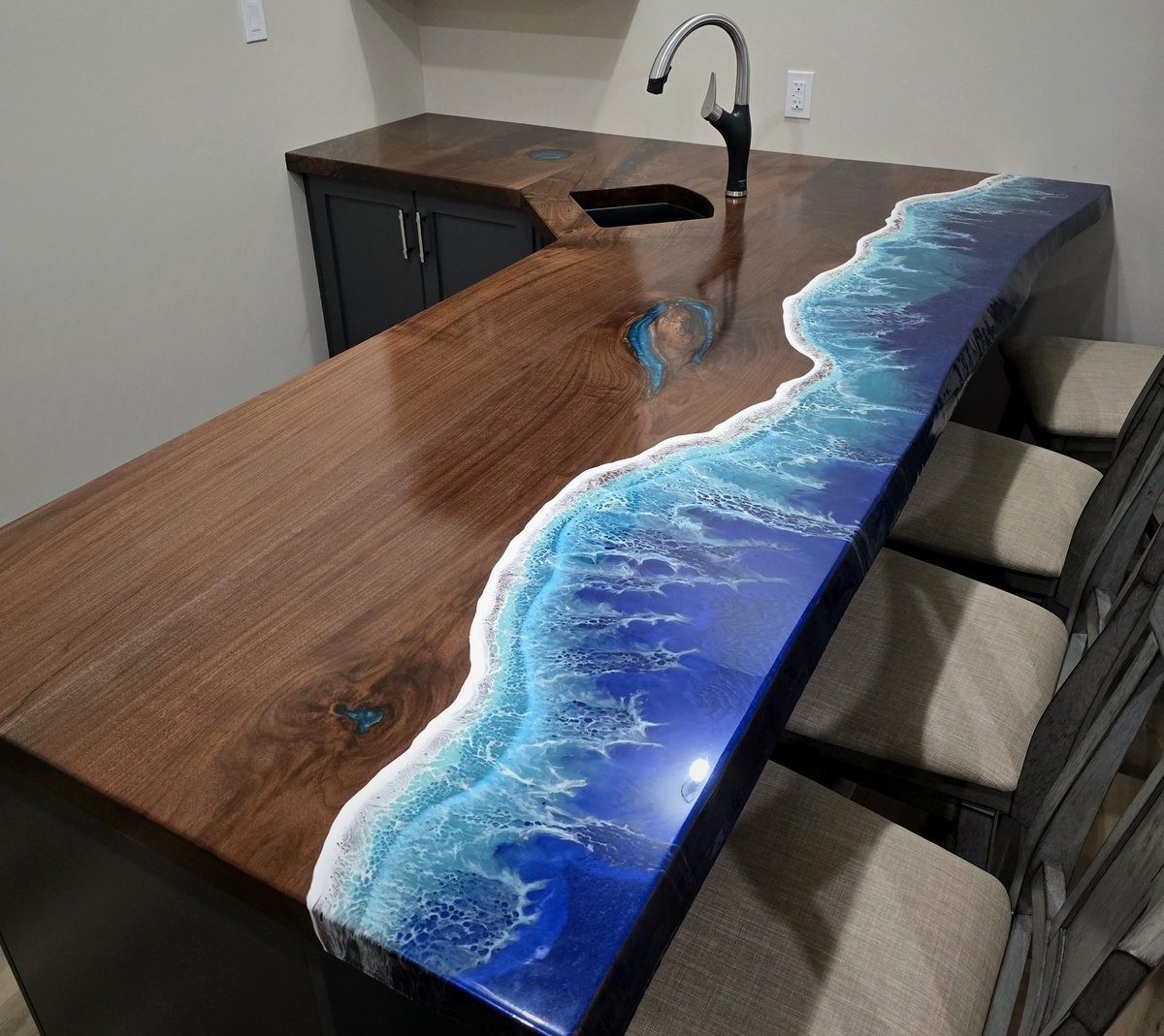 White Wabbit Warrior 🐇⚔️ tweet media