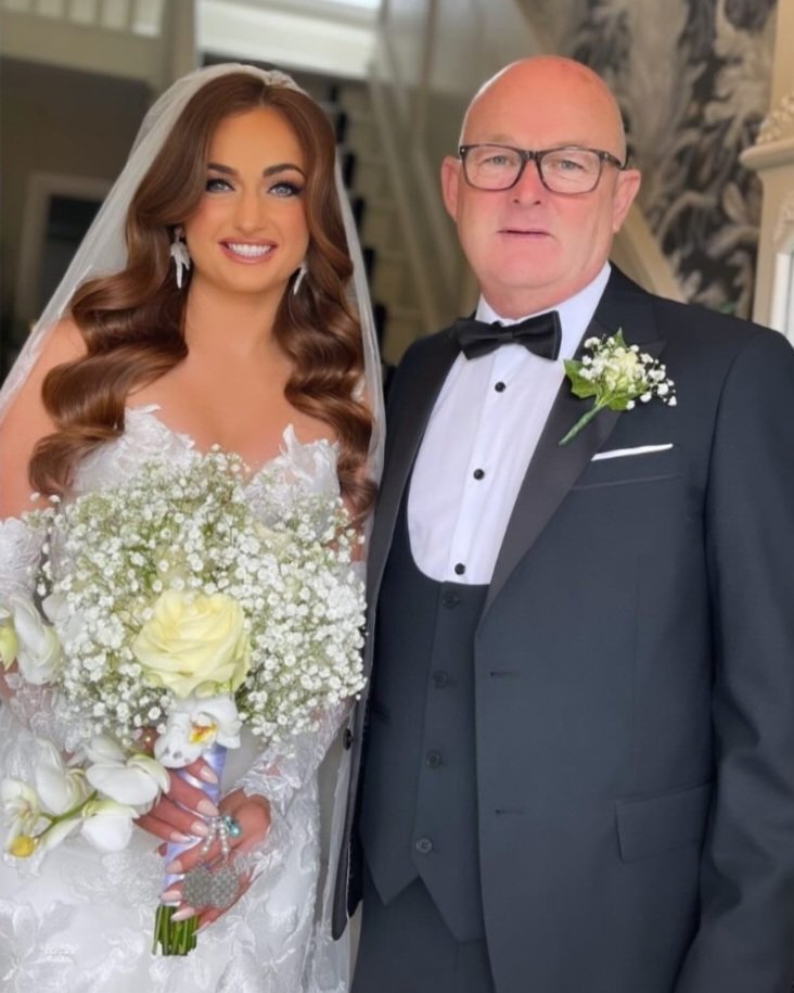 VillageGAA's tweet photo. 🤵‍♂CONGRATS DONAGH AND JADE 👰

We hope you had a special Village wedding! ❤️💚

🫶 Wishing you a life full of happiness and love 🫶

#VillageTogether 💕 https://t.co/3jRqKaUeme