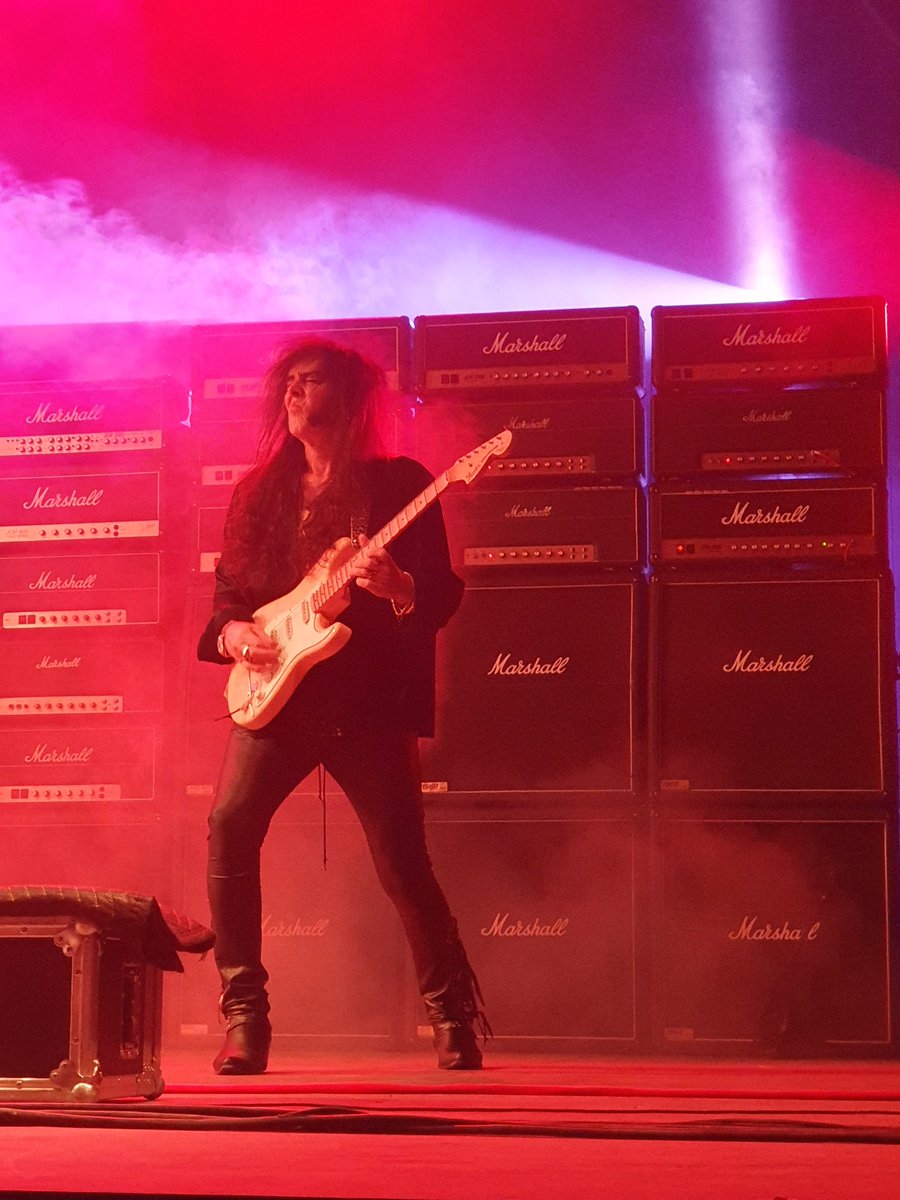drj977's tweet photo. @OfficialYJM What a show, what a energy...thank you Maestro!!!🔥🤟 https://t.co/POBw9zJnZB